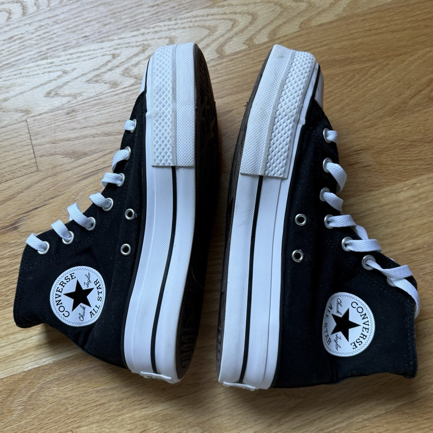 Converse Chuck Taylor All Star Lace-Up High Top Sneaker Black/White
