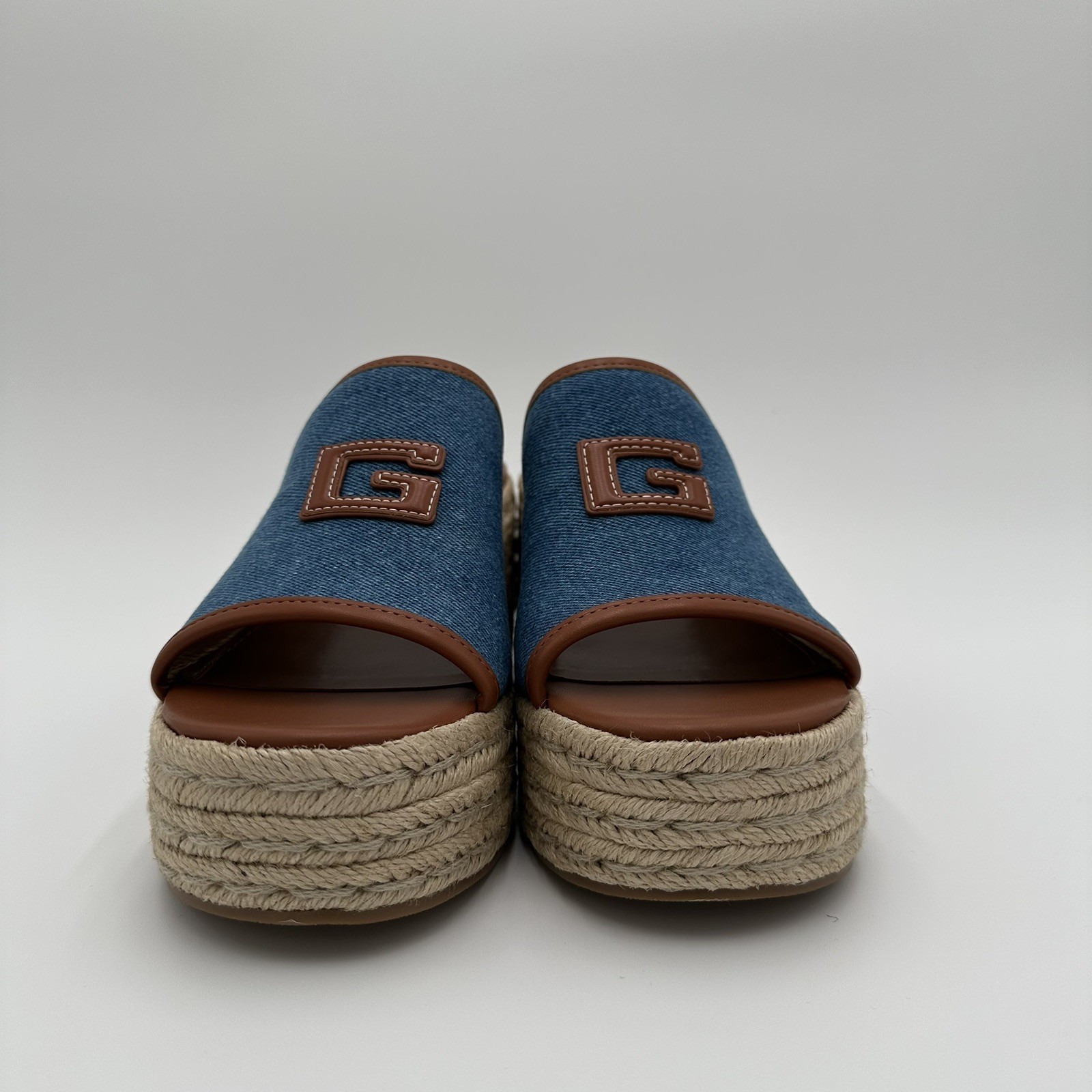GUESS Womens GWZakki4 Denim Medium Blue 420 Wedge Sandals US 9 M NIB MSRP $99