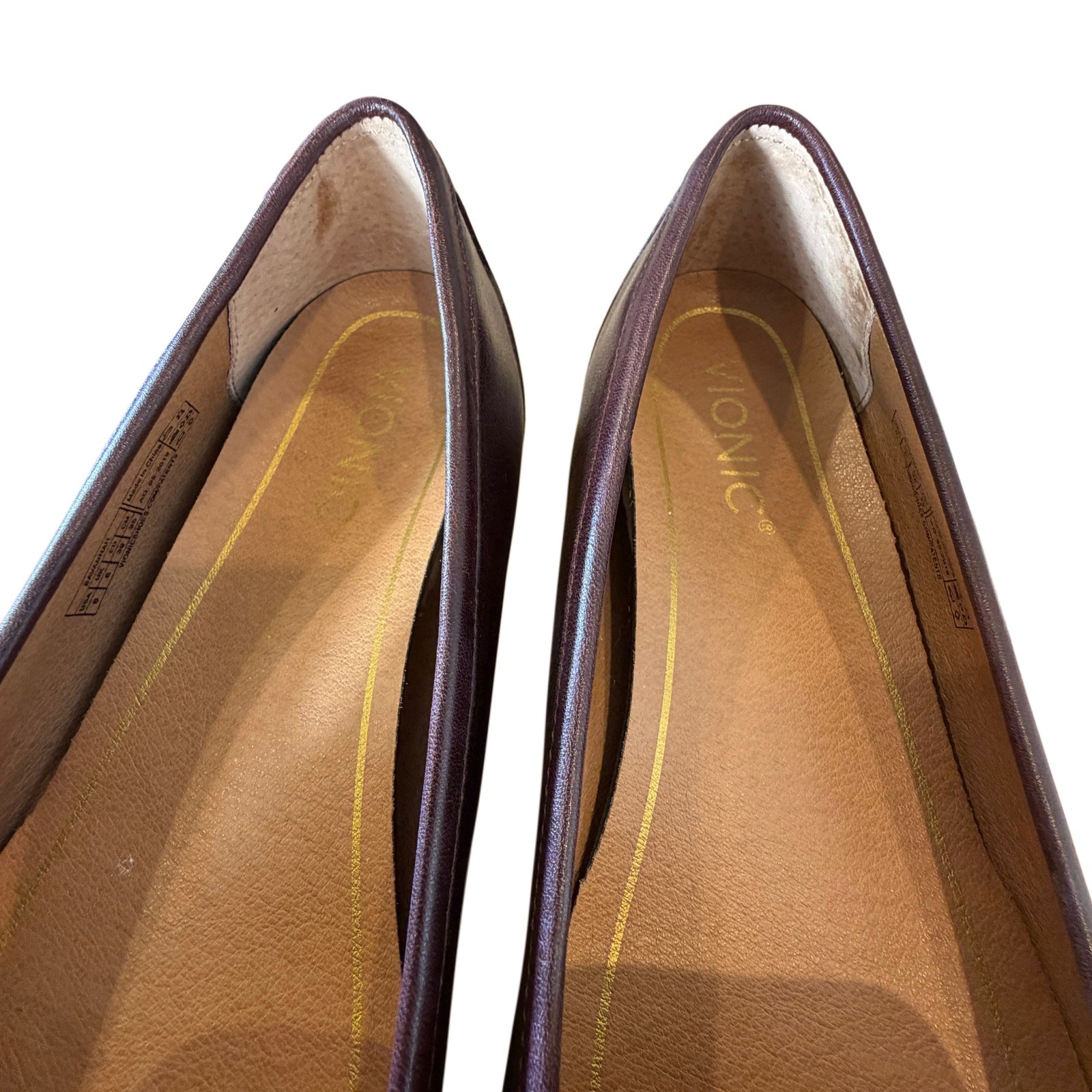 Vionic Savannah Flats US 8 Burgundy Croc Embossed Leather Comfort Orthotic