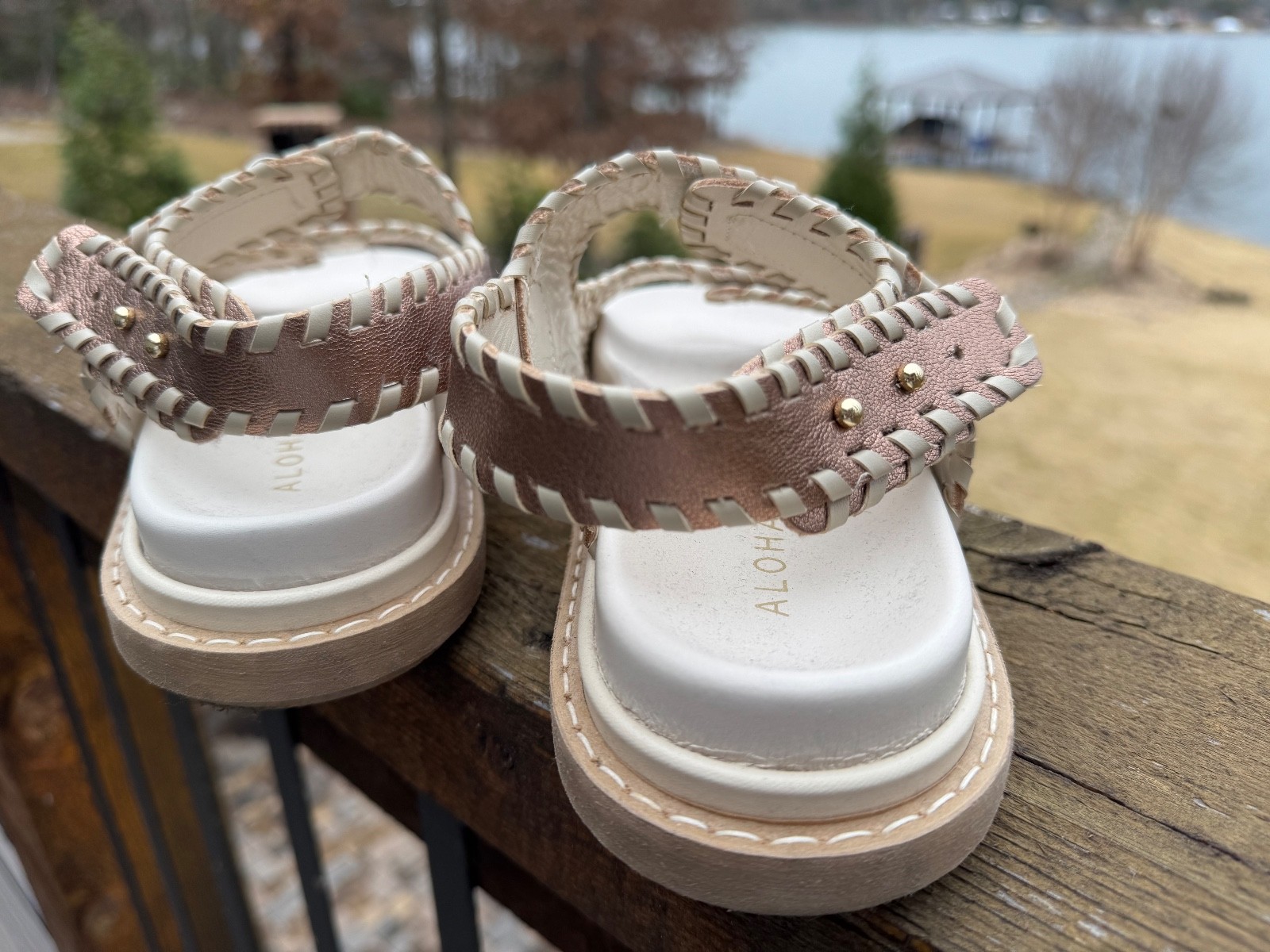 aloha barrel shimmer quartz sandals sin pink/cream cream leather, size 6