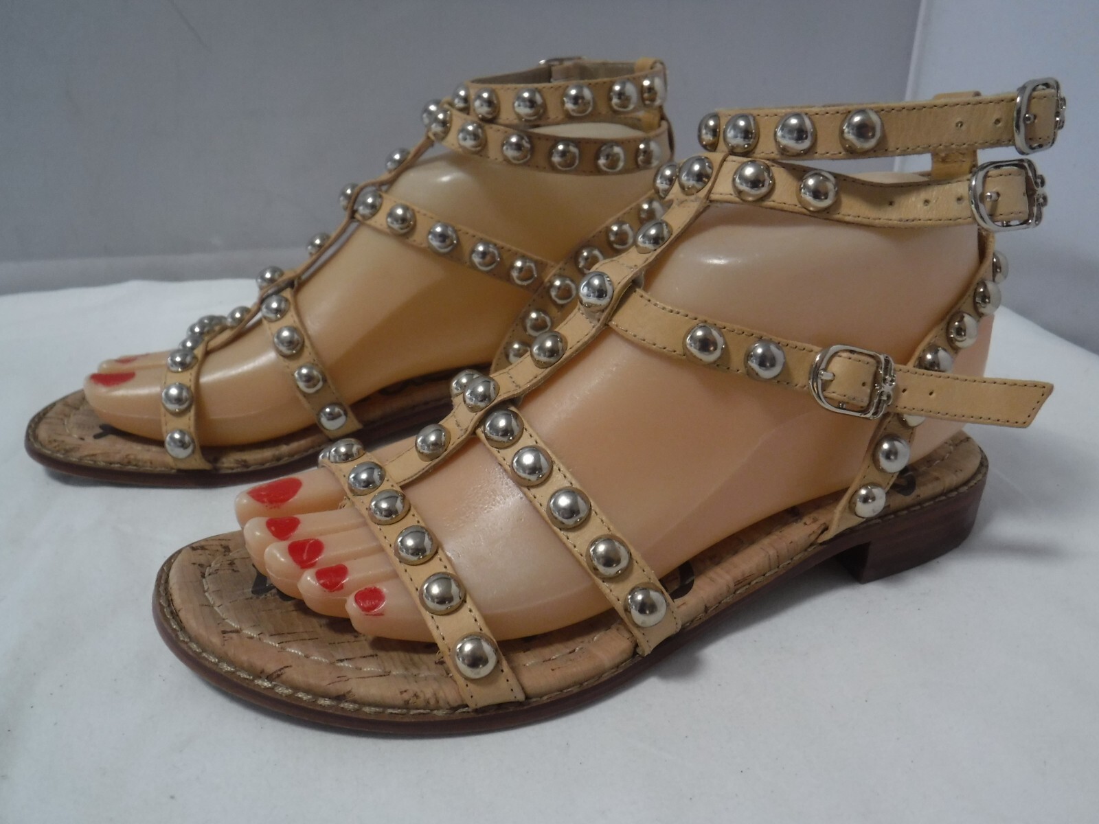 PF2 Sam Edelman Eavan Tan Nude Gold Studded Strappy Thong Sandals Sz 7 M Women’s