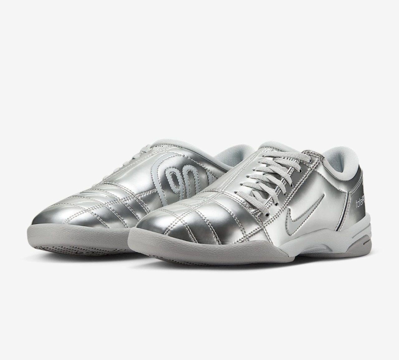 NIKE Women’s Total 90 II9792-011 Metallic Platinum Photodust
