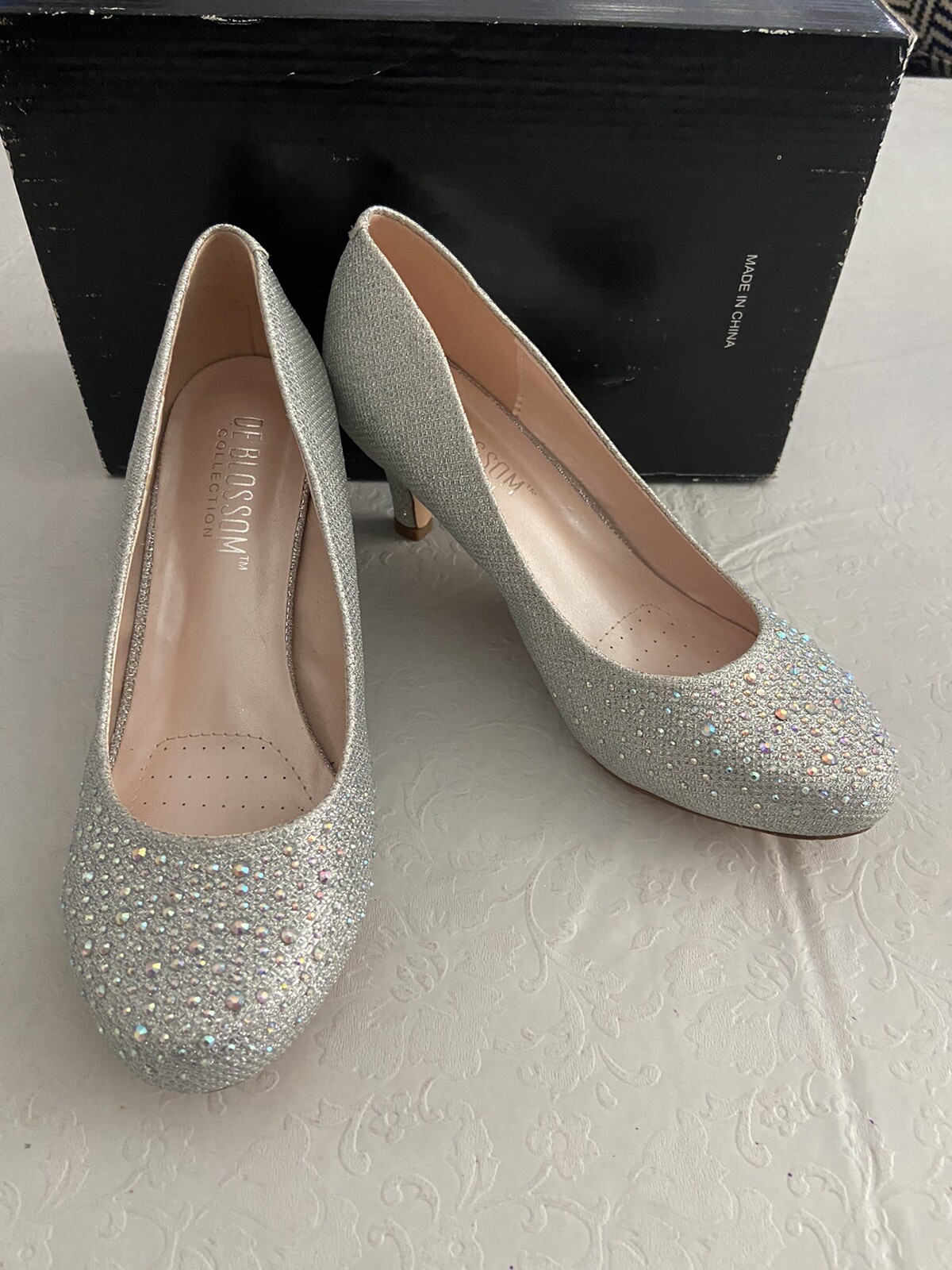 De Blossom Bertha-3 Silver Rhinestone Sparkle Mid Heel Dress Pump Shoe 6.5