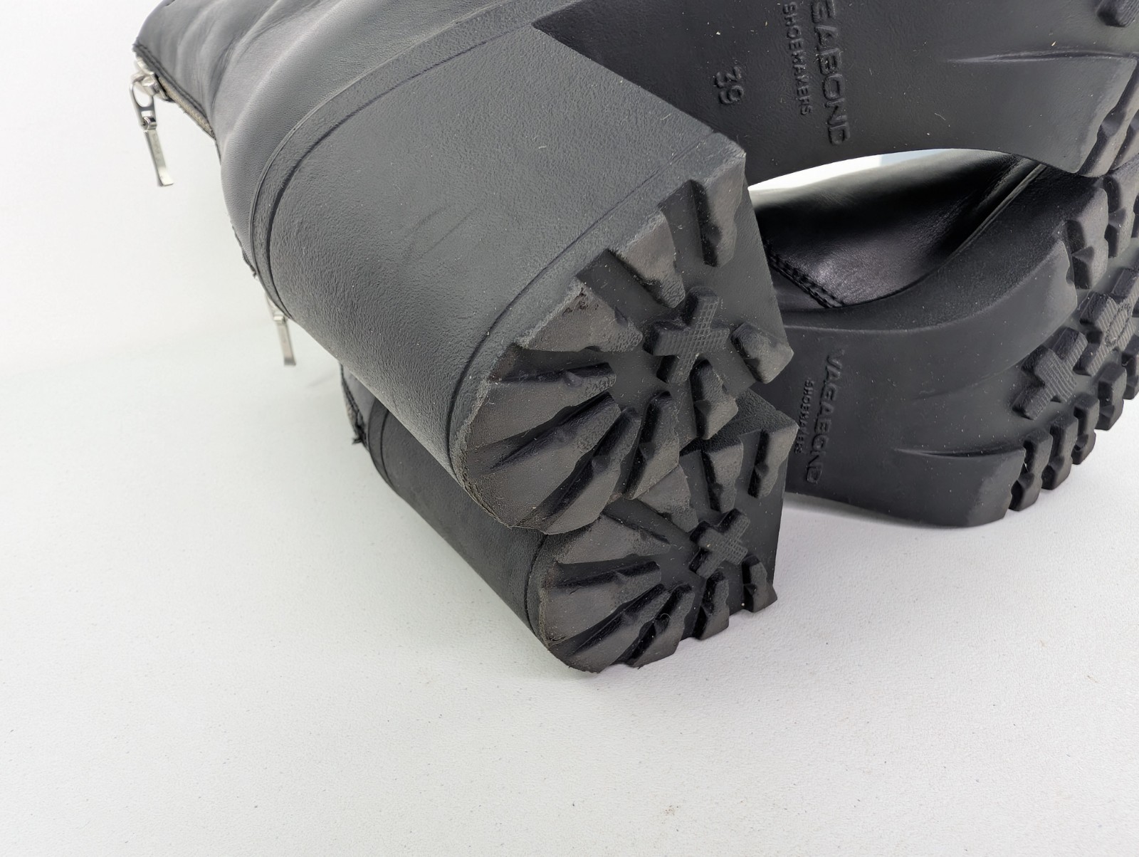 Vagabond Grace Boot Size 39 US 8 Black Leather Chunky Bootie Block Heel Side Zip