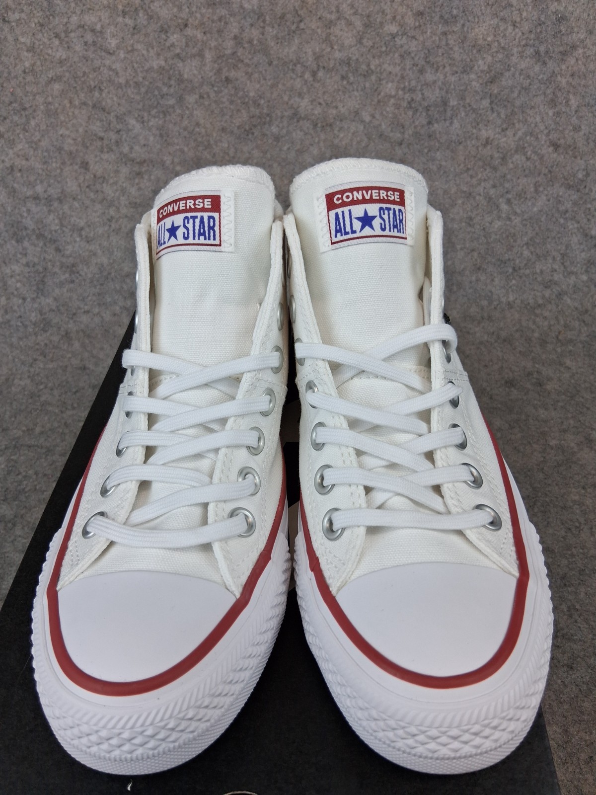 Converse CTAS Madison Mid White Womens Size 7 US 563511F
