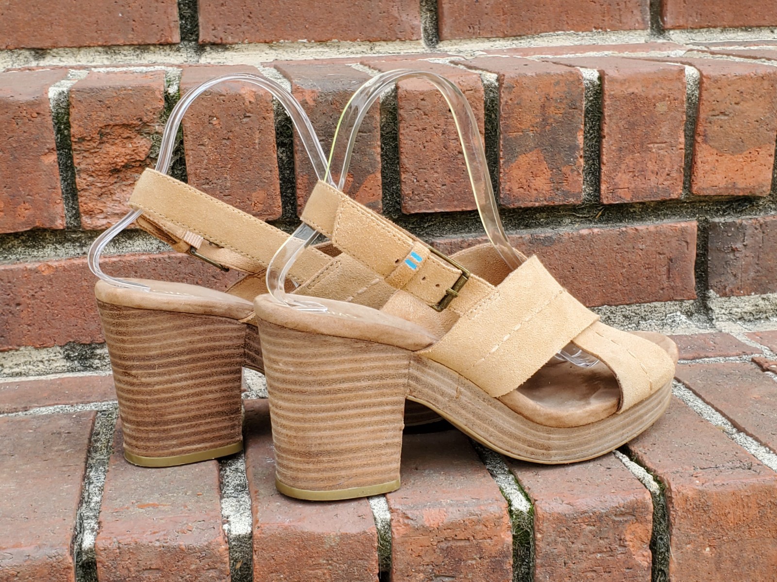 TOMS Ibiza Stiched Suede 3.5″ Heeled Sandal●Camel Colored●Good/Clean Cond●Sz.8.5