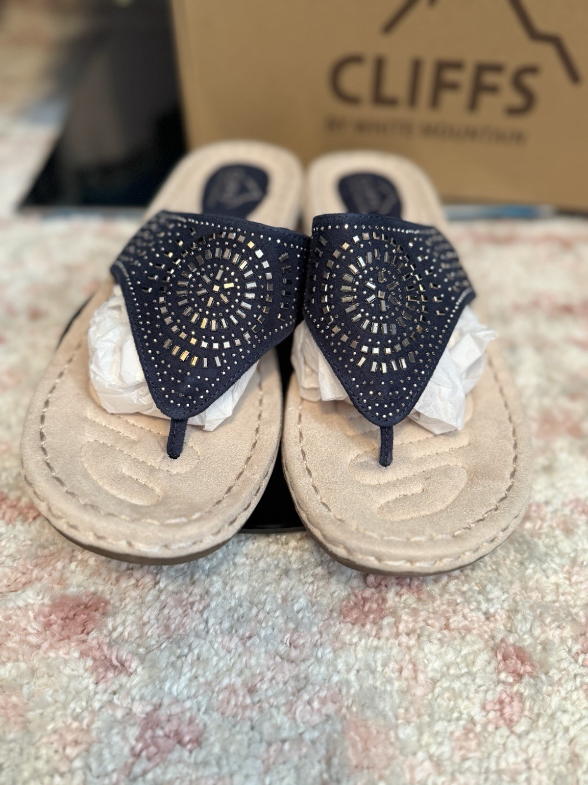 Cliffs by White Mountain Studded Thong Sandals Slip-On Flat Beige/Black 10