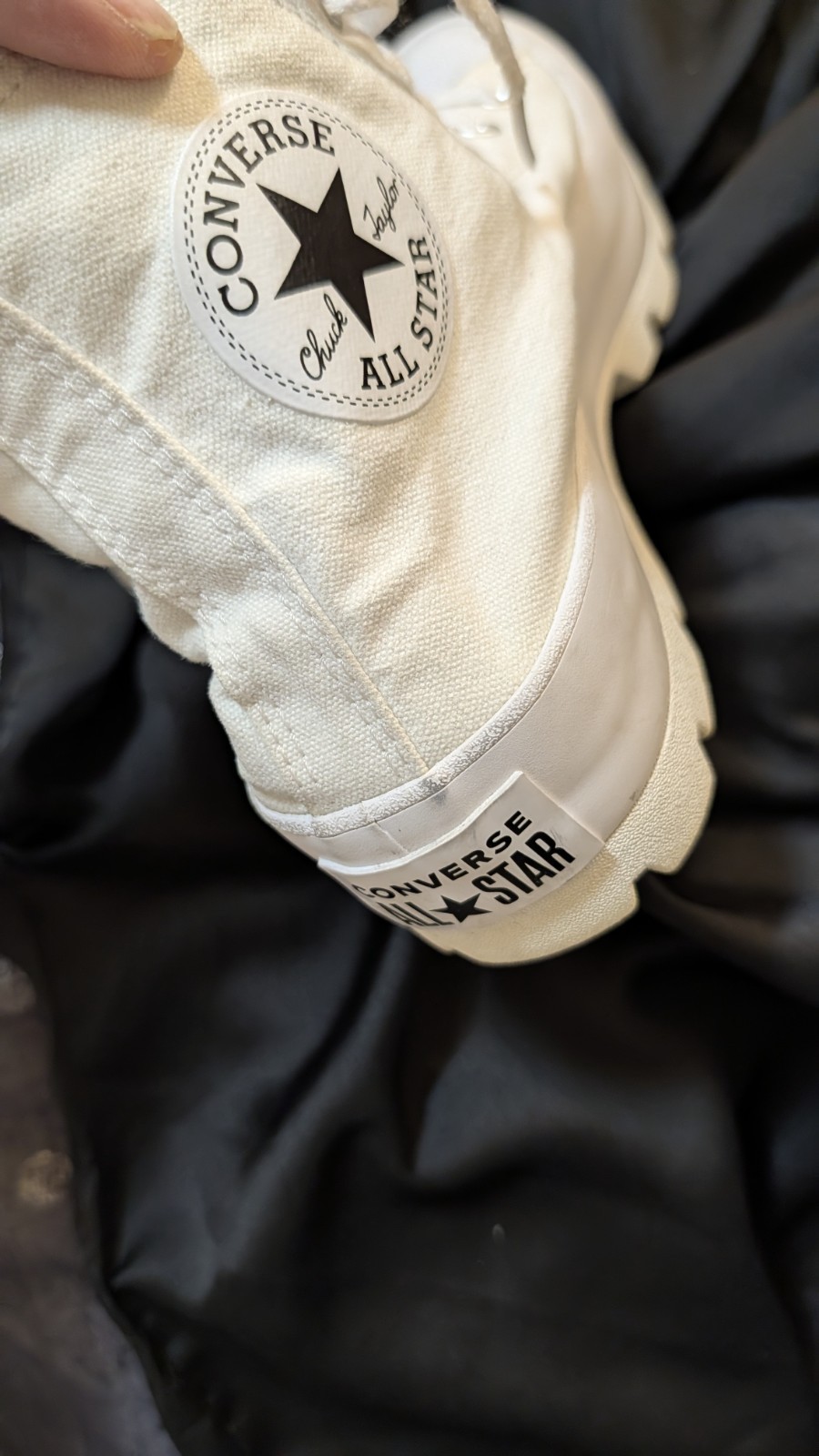 Converse Chuck Taylor All Star Lugged combat style High Top Canvas White 565902C