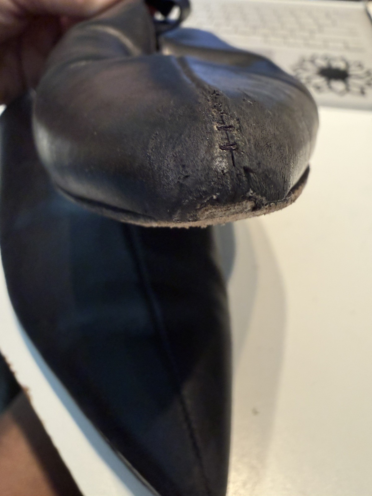 Via Spiga Women’s Leather Mule Black Size 7.5 Made In Italy 1.5 Heel. Pre-Owned