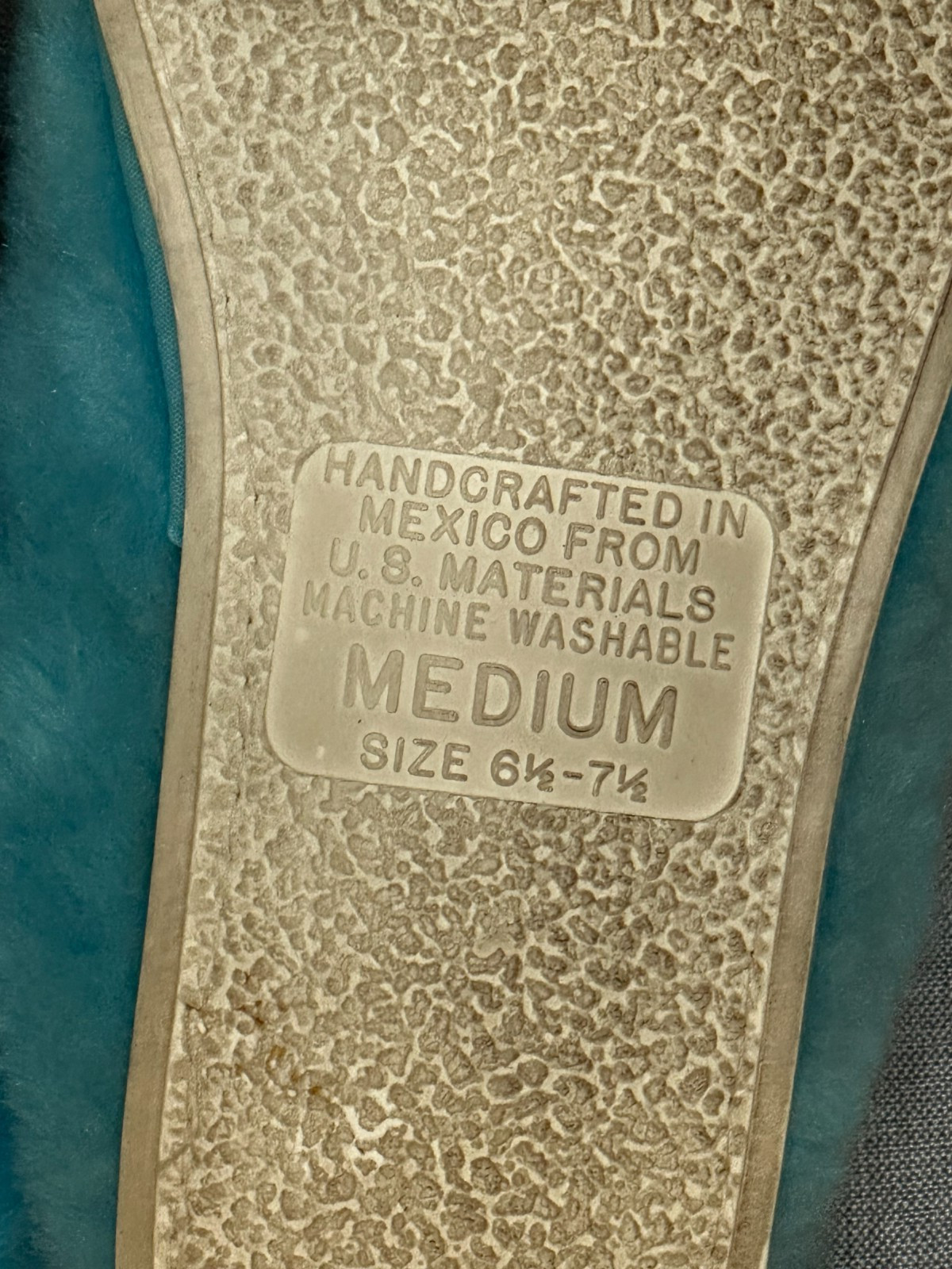 Vtg Fluff Scuff Fuzzy Faux Fur aqua blue Slippers Rubber Sole Medium 6.5-7.5