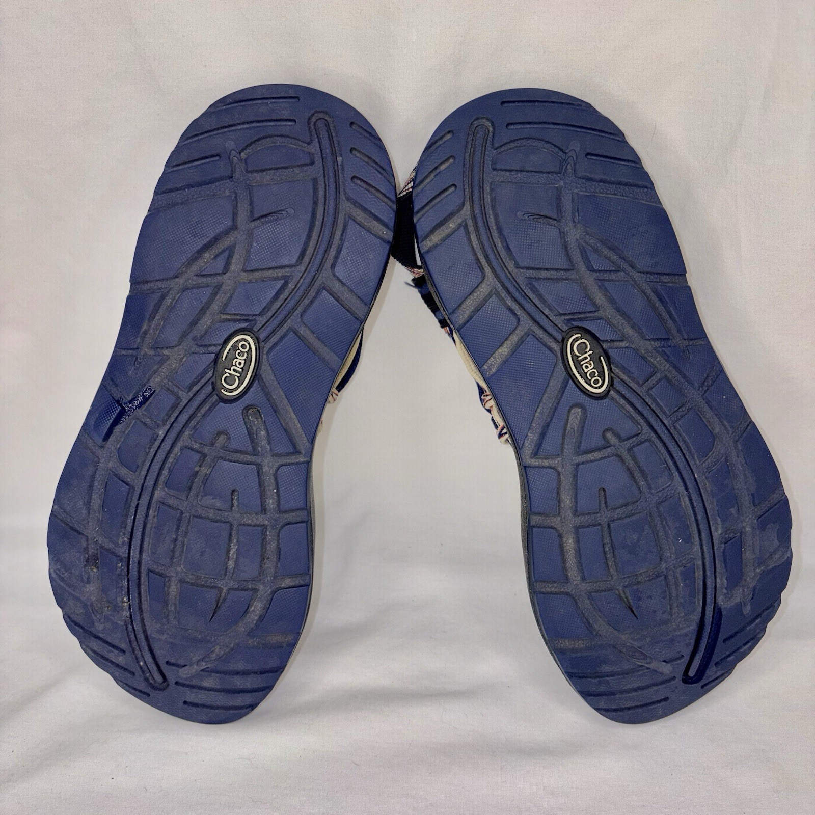 Chaco Classic Womens Sandals 6 US Red White Blue Beach Outdoor Strappy