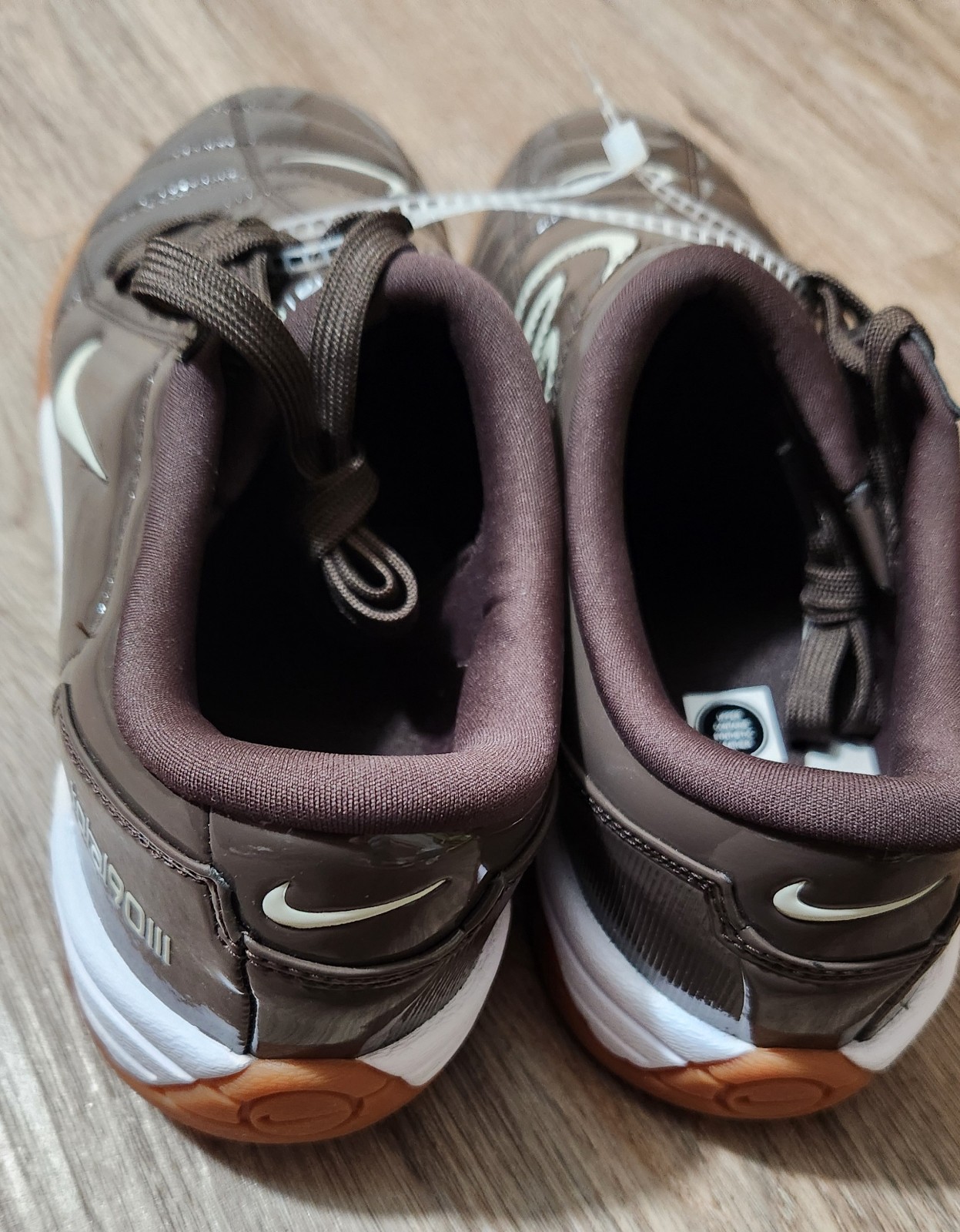 Nike Total 90 Baroque Brown White Light Bone IB5666-202 Women’s Sz 10 Rare NBY