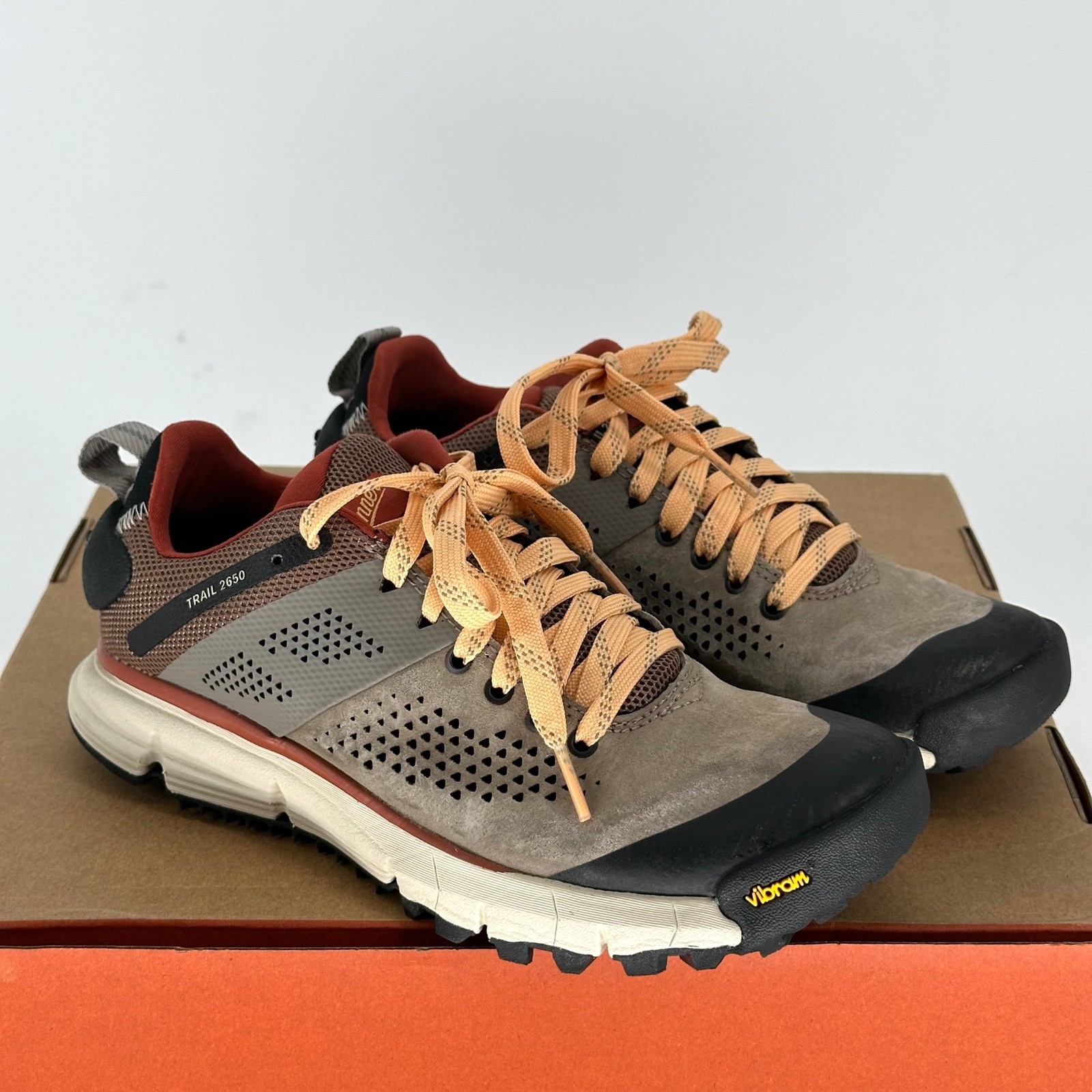 Danner Trail 2650 Desert Taupe Picante Vibram Hiking Sneaker Women’s 7 M $190