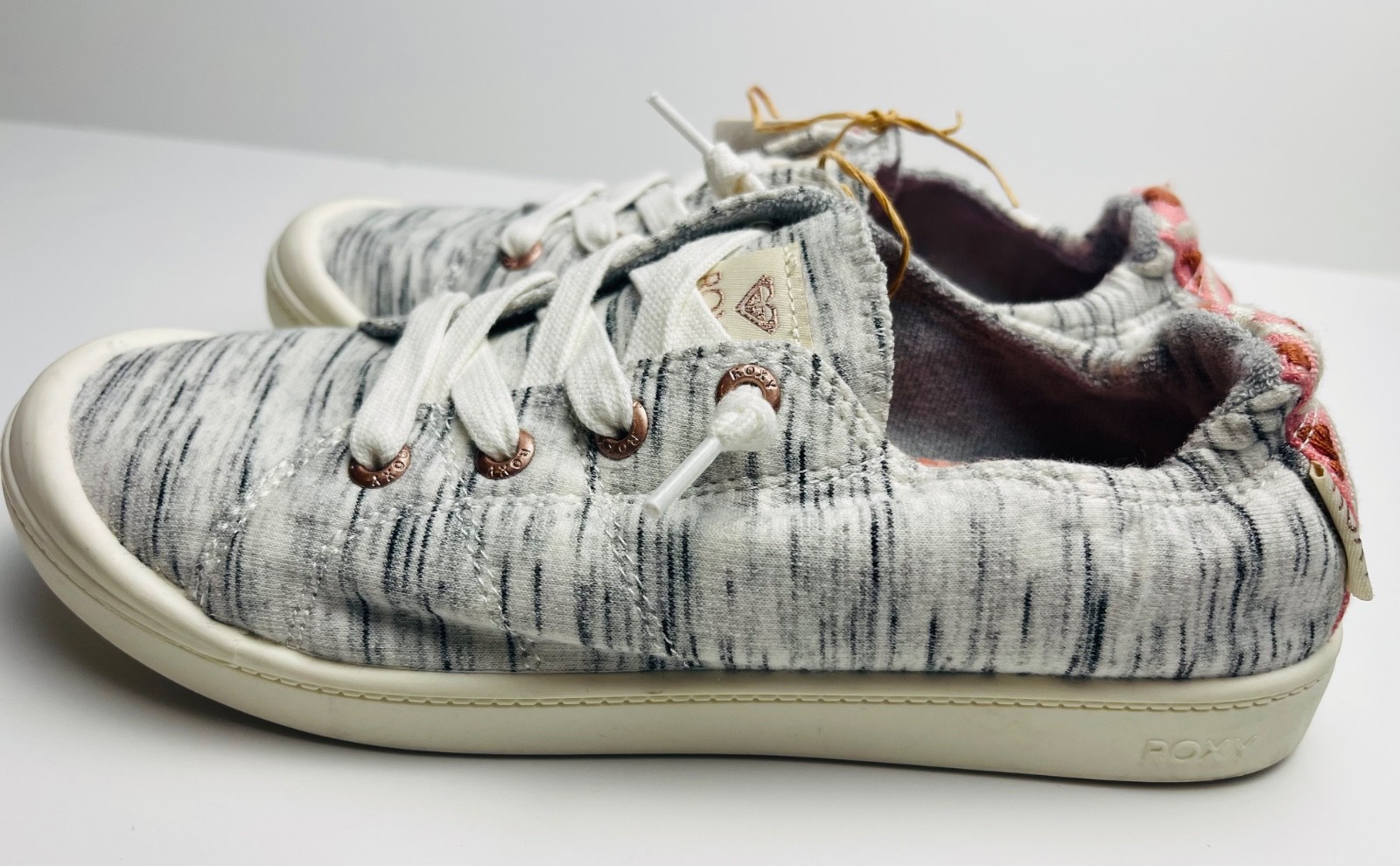Women’s ROXY Bayshore Plus Lace-Up Sneaker shoe 6 6.5 7 7.5 8 8.5Gray Stripe $50