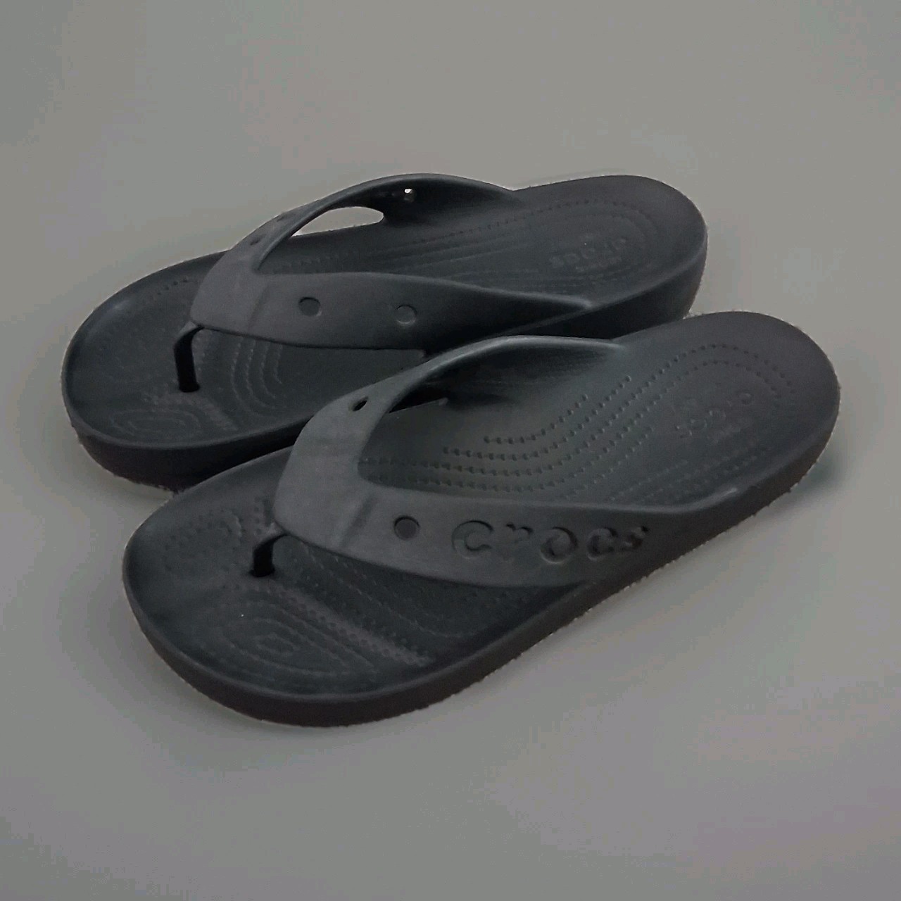 Crocs Women’s Baya Flip Flop Platform Sandals Black Size 8