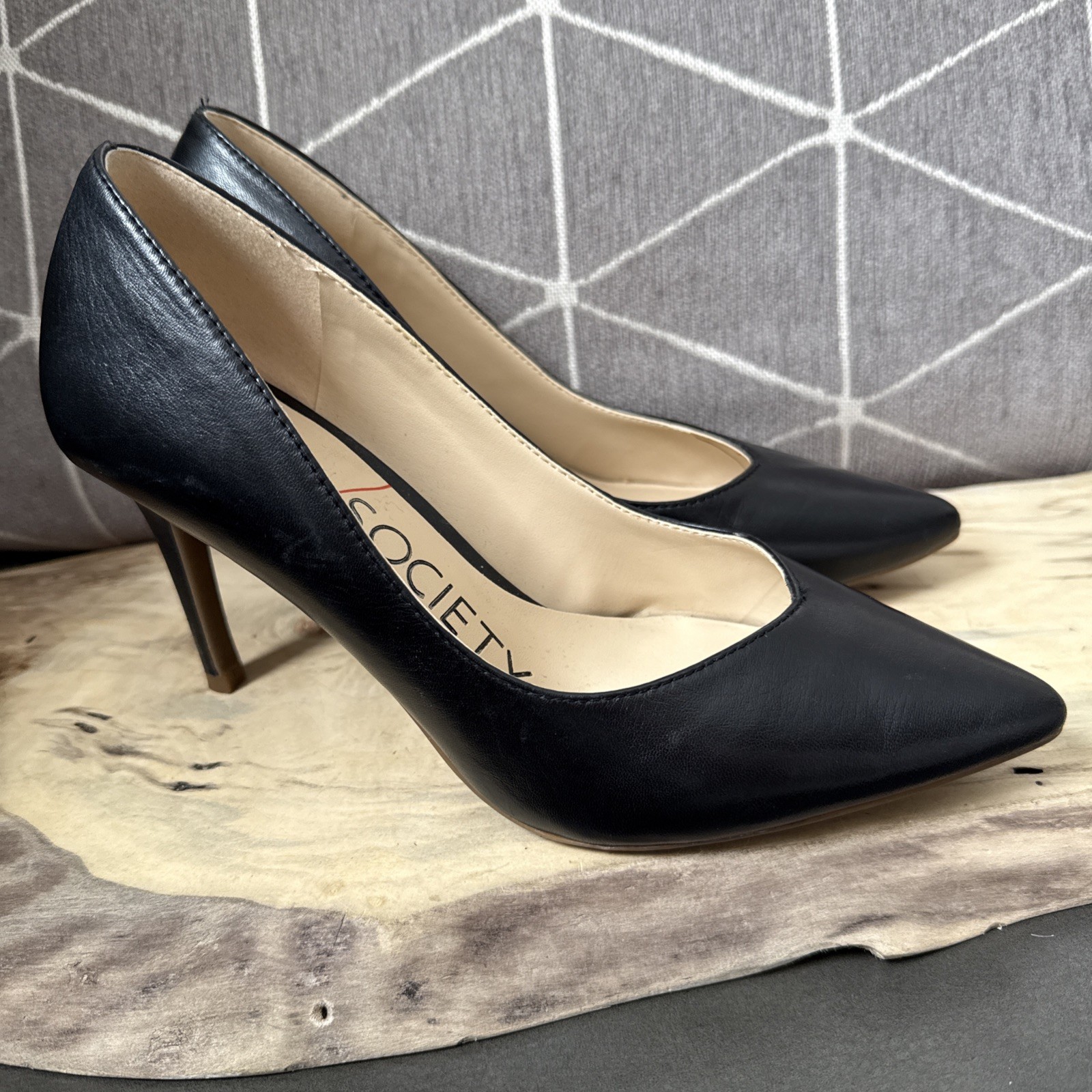 SOLE SOCIETY Point Toe Pumps Sz 6.5M Black Leather 3.25” Stiletto Heels LUNEIRA