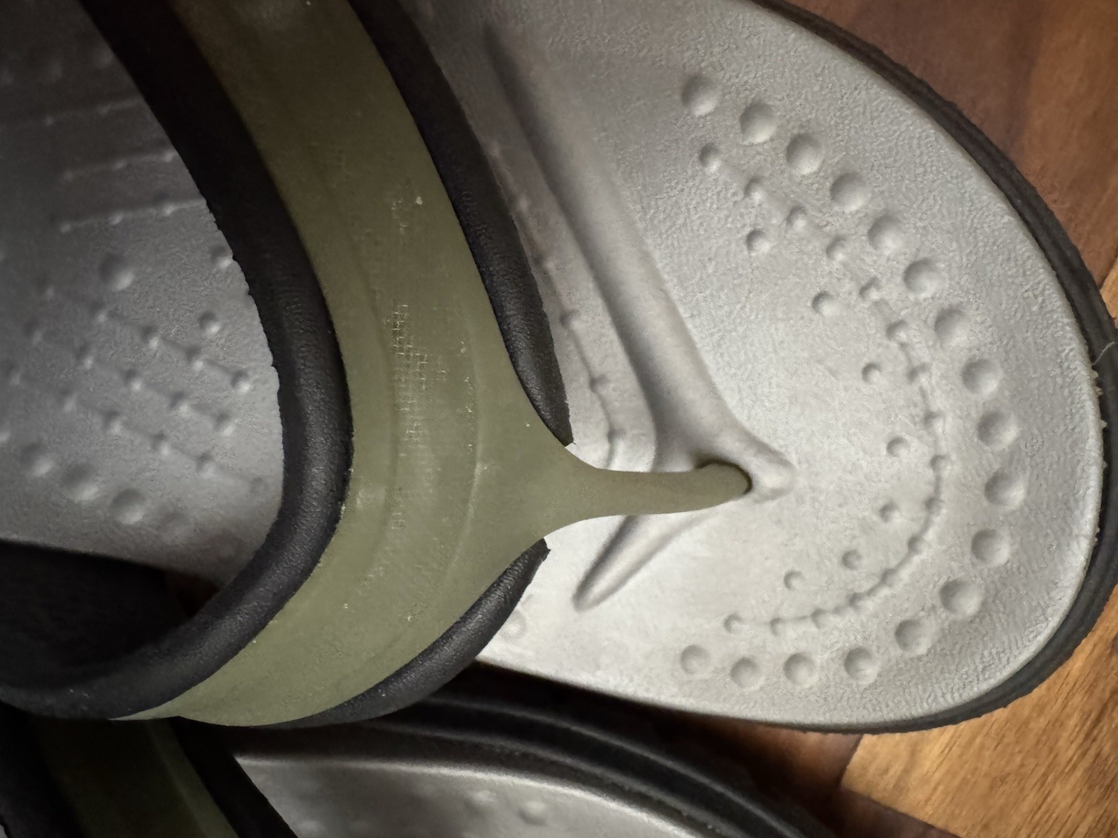 Crocs Croslite A9 Flip Flops Sandals Thong Unisex SZ M7 W9 Green Gray Navy Blue