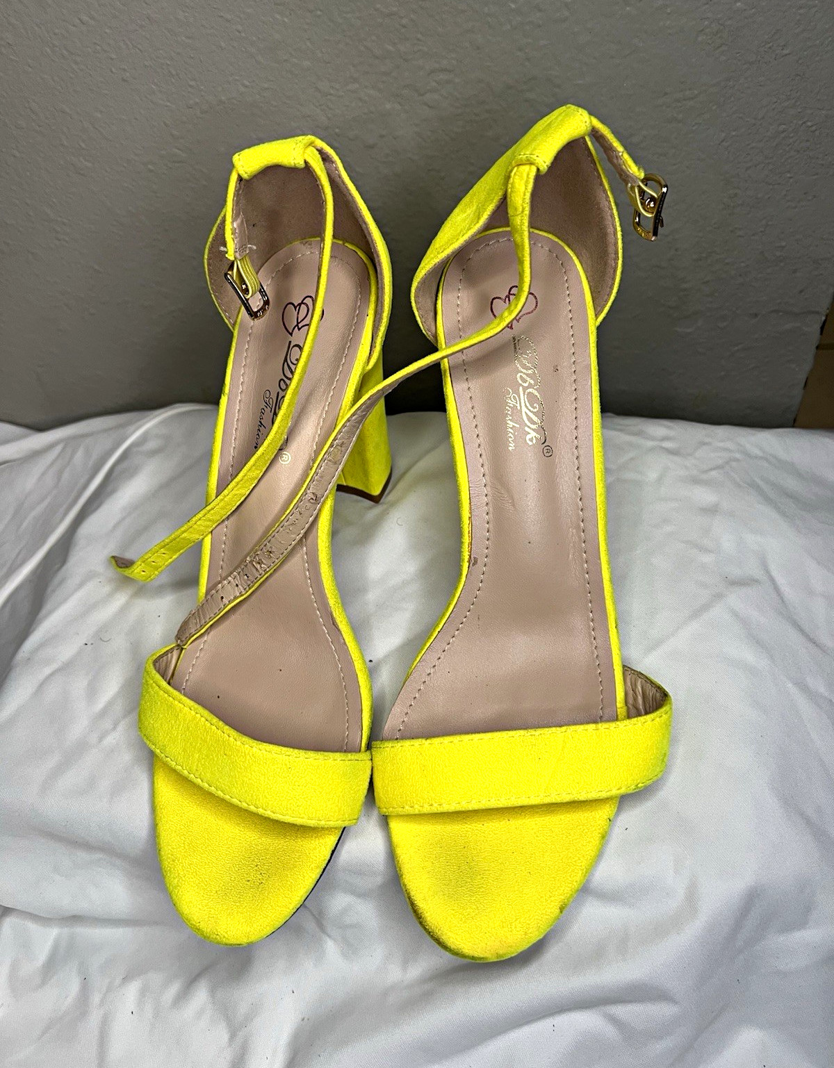 Soda Yellow Faux Leather Strappy Open Toe Ankle Strap Block Heels Buckle 10