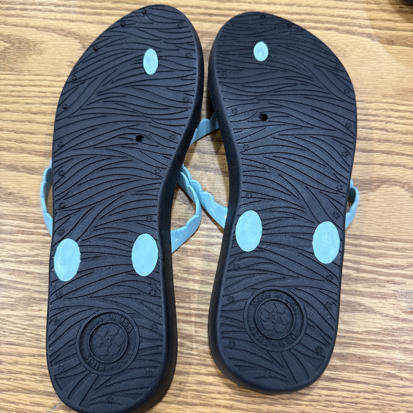 Oka B Women’s Flip Flop Sandals Size Ml 8-9 Baby Blue Slip On Rubber Sole New