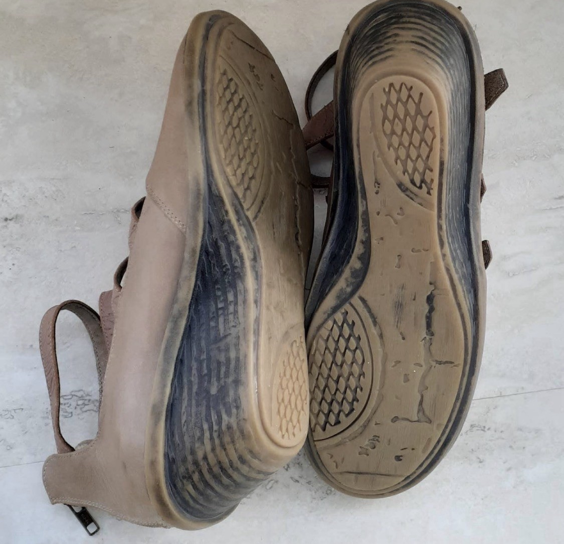 OTBT Biker Wedge Mary Janes Rounded Toe 100% Leather Size 11 Back Zip