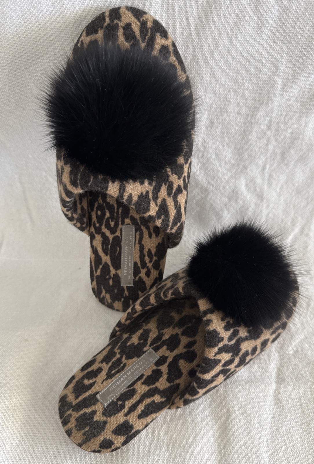 Neiman Marcus Women’s Brown Leopard Slipper With Fur Pom Pom Cashmere Size M