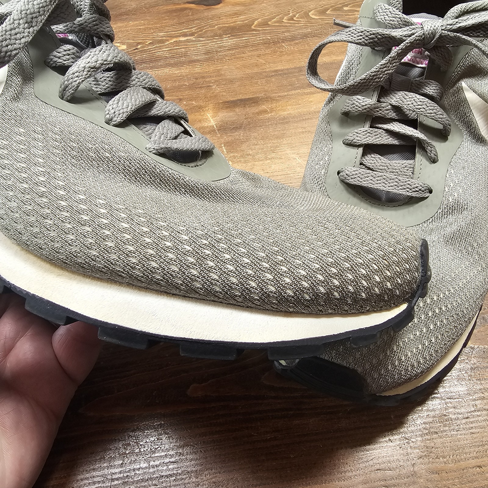 Nike MD Runner 2 W Eng Mesh Dark Stucco 916797-002 Womens Sz 11 Shoes Sneakers