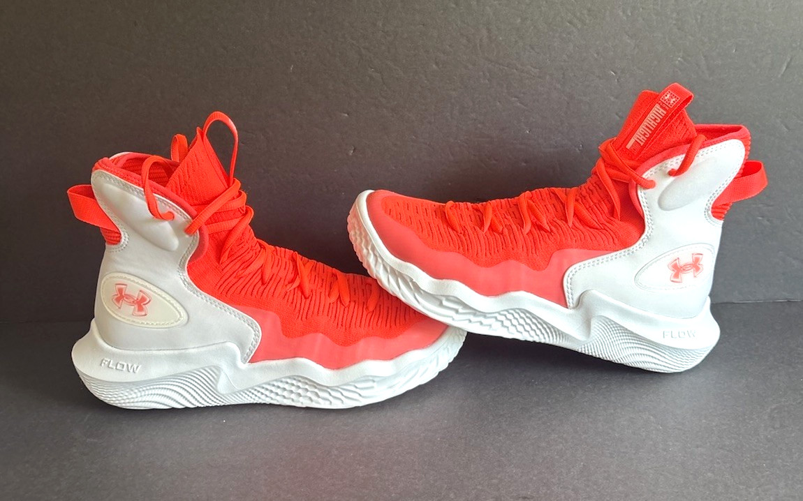 Under Armour Highlight Ace Women 3027083-101 Flow Orange Volleyball Shoes Size 7