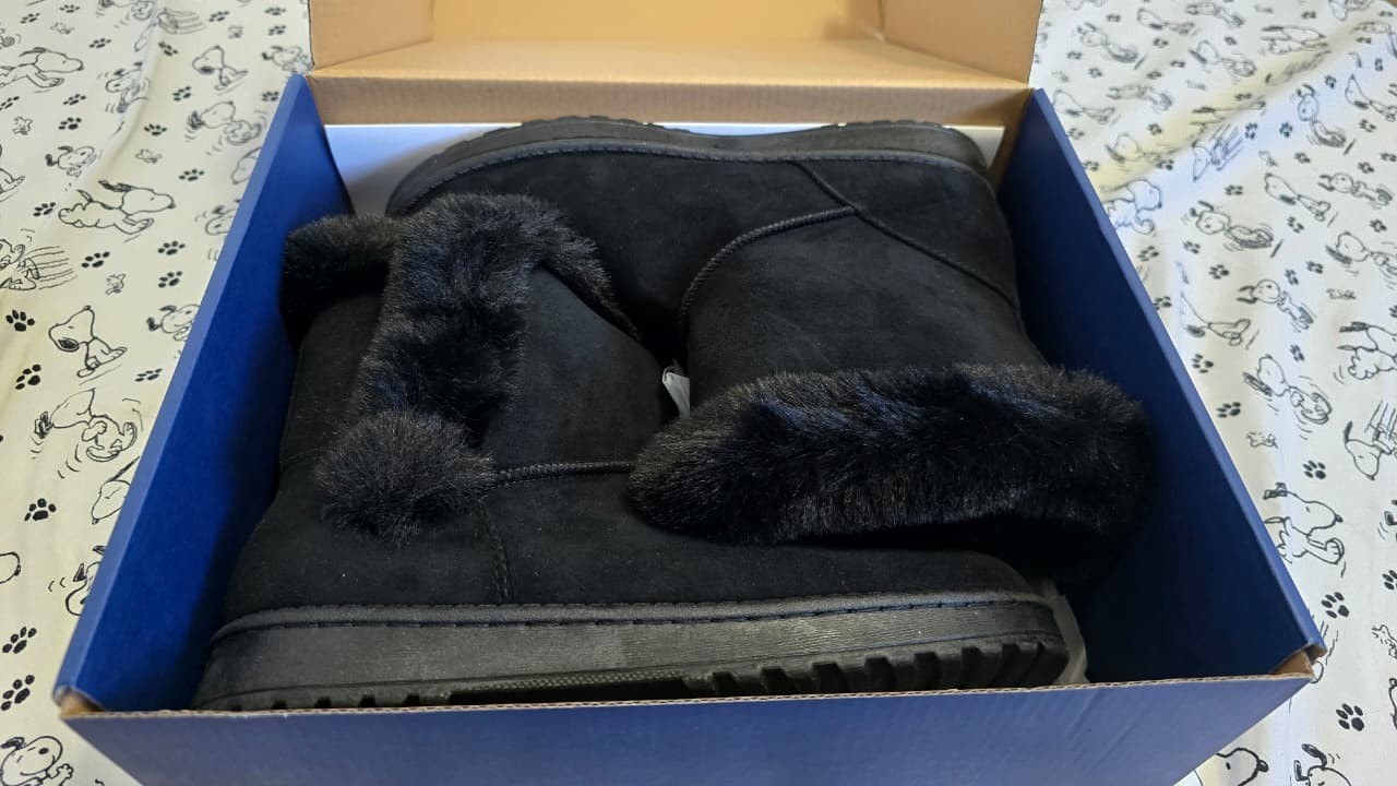 White Mountain Incher Black Ankle Bootie Round Toe Faux Fur Lined Slip On 9M