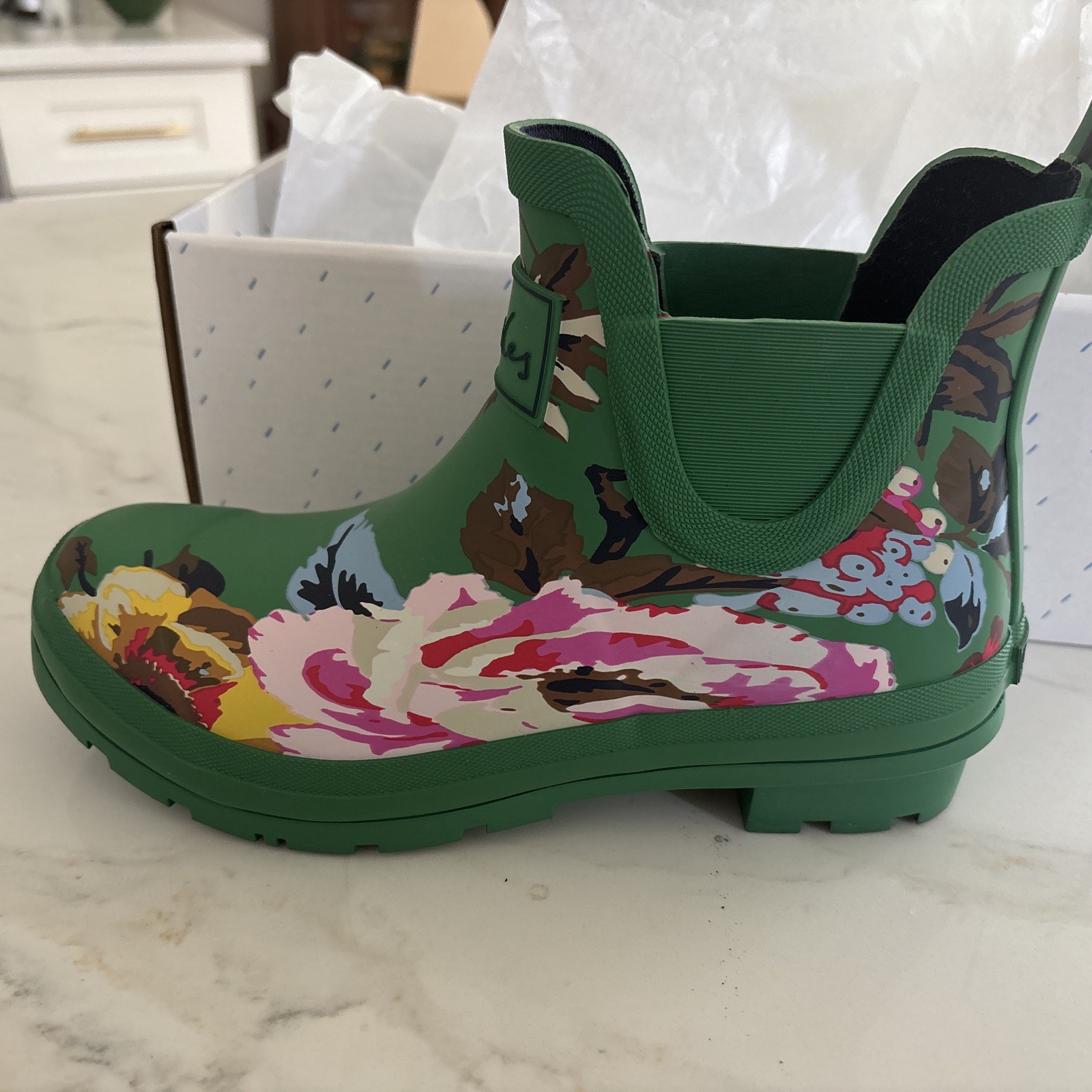 Joules – Women’s Molly Welly Rainboots, Green Floral, Size US 6 used once in box