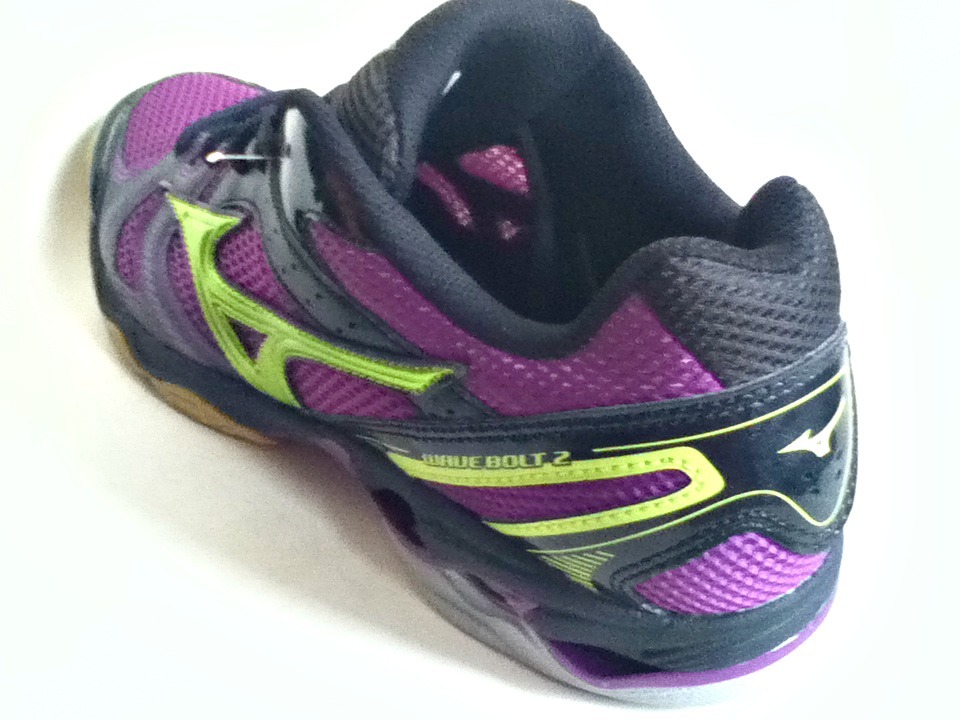 AUTHENTIC MIZUNO WAVE BOLT 2 9KV-38669
