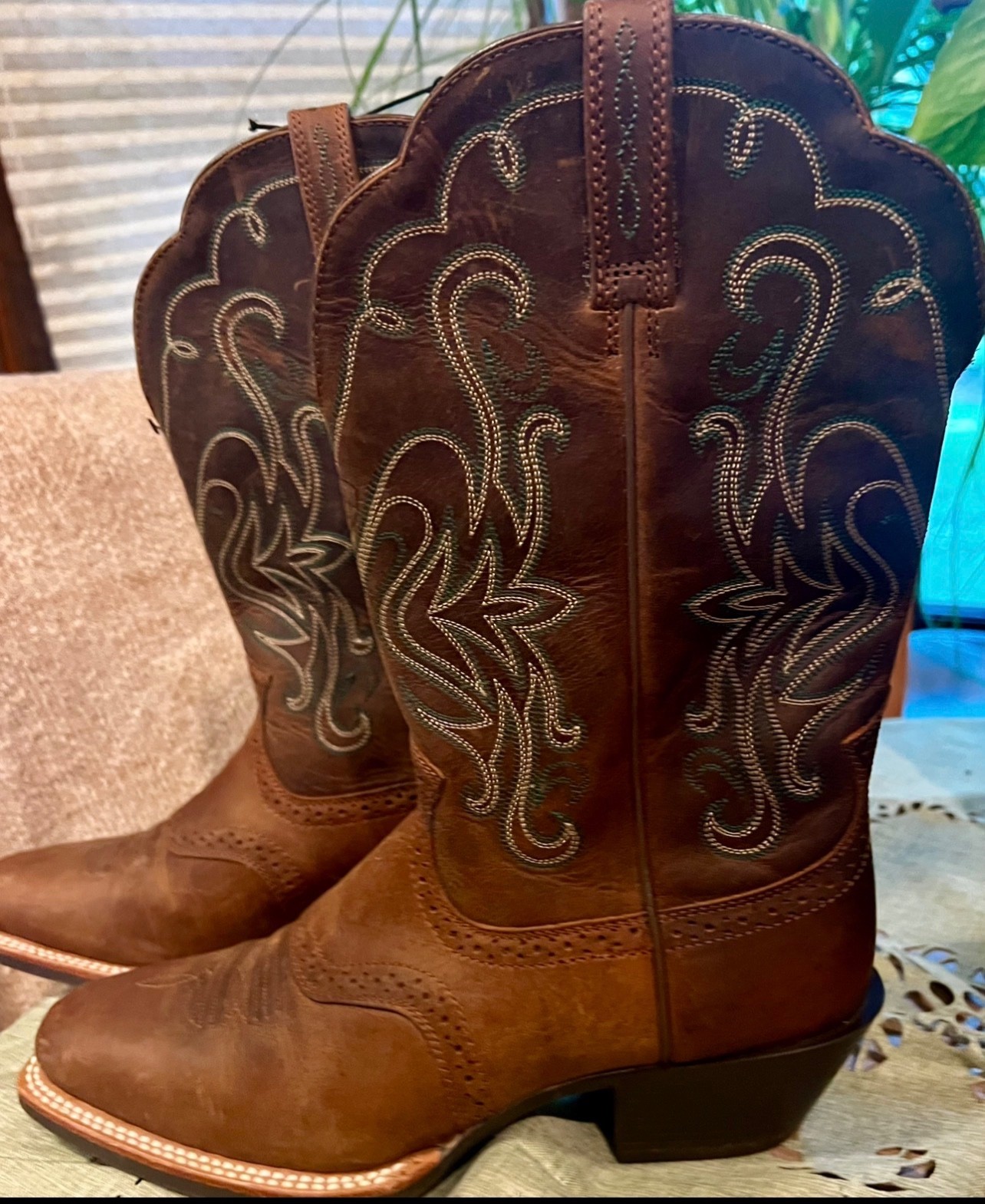 New Ariat Cowboy Boots 8.5 Women’s Square Toe