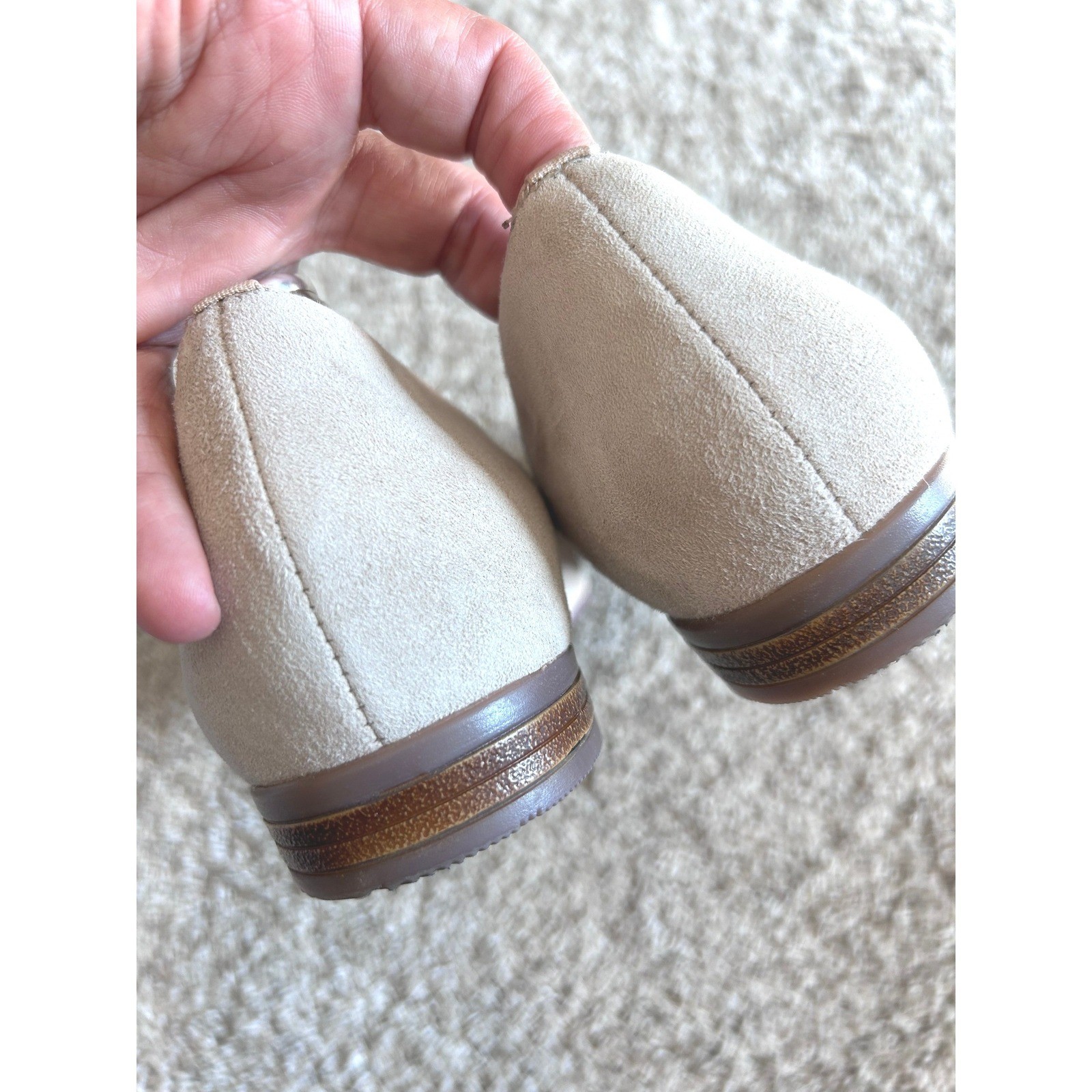 ara Sheridan Flat in Sand SZ 8 (5.5)