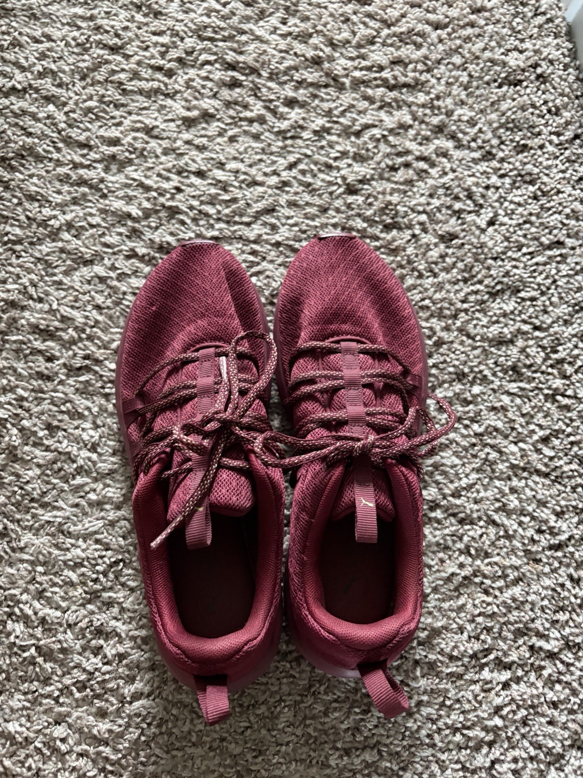 PUMA Women’s Burgundy Low Top Lace-Up Athletic Sneaker Solid Casual Activewear
