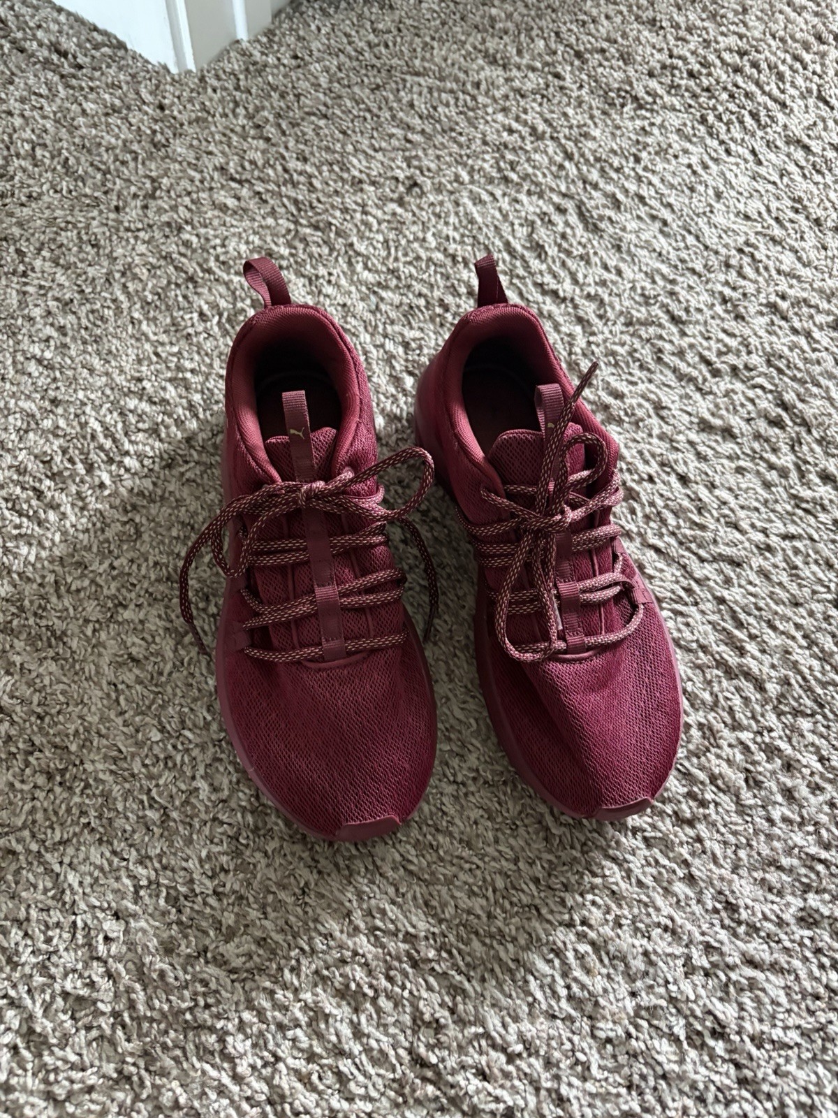 PUMA Women’s Burgundy Low Top Lace-Up Athletic Sneaker Solid Casual Activewear