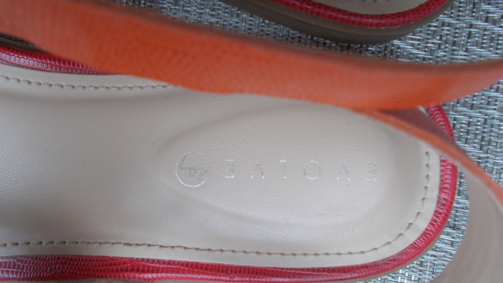 TALBOTS SANDALS «DVAVAH» Red Orange Pink Reptile Leather Ankle Strap Women’s 8M