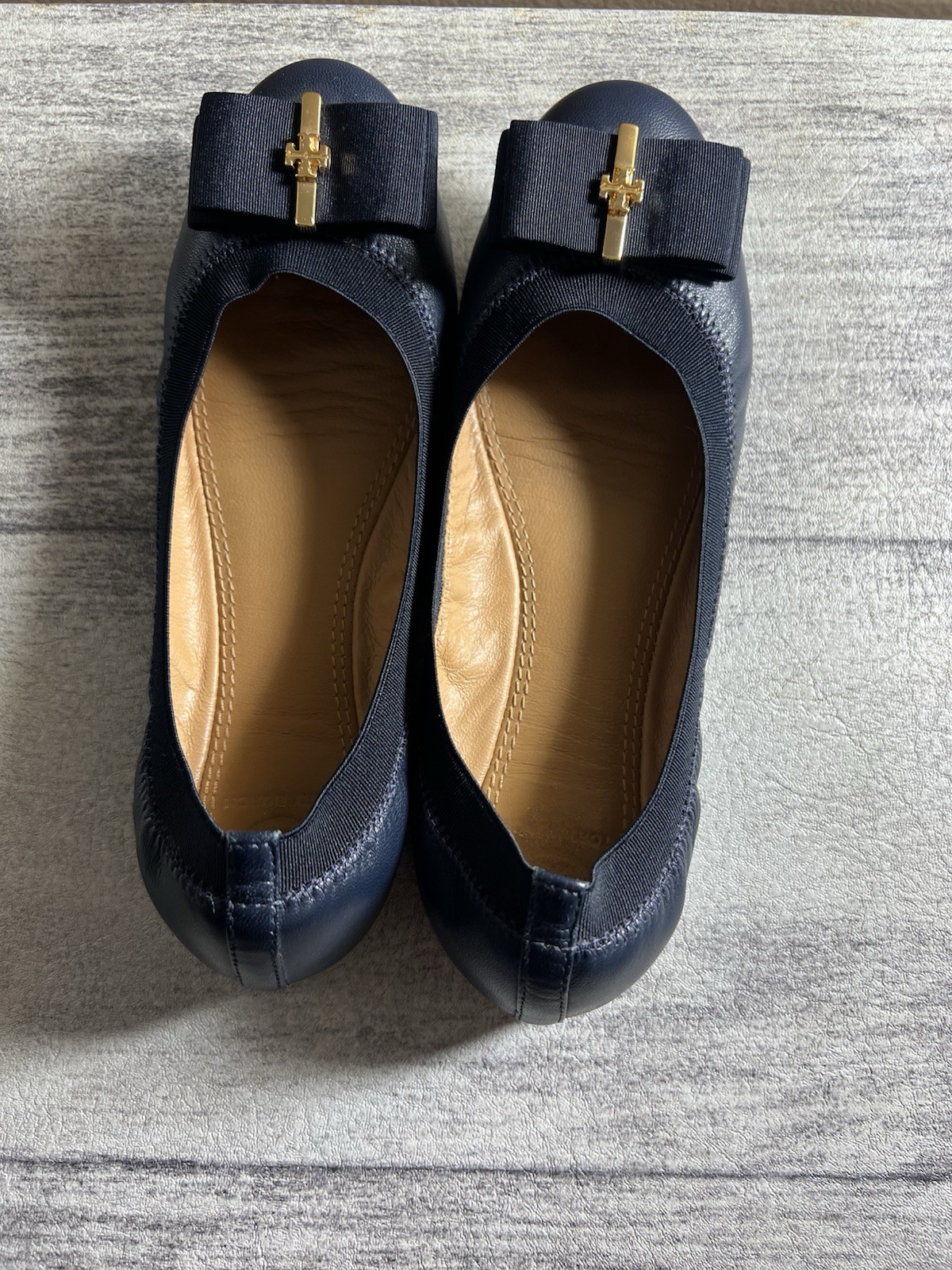 Tory Burch Women’s Shoes Size Sz 6M Leather Gold Grosgrain Bow Sedgwick Ballet