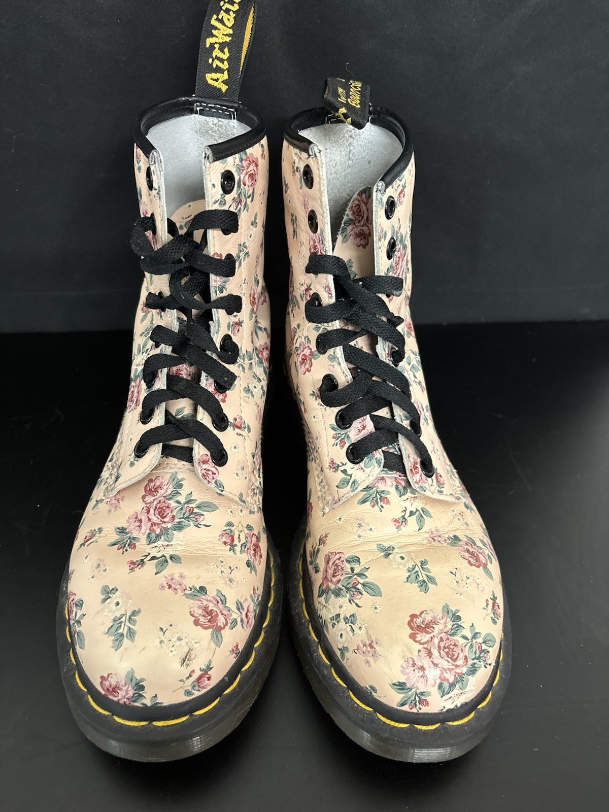 Doc Martens cream Rose Floral Peach Boots 1460 Women’s Size US 8