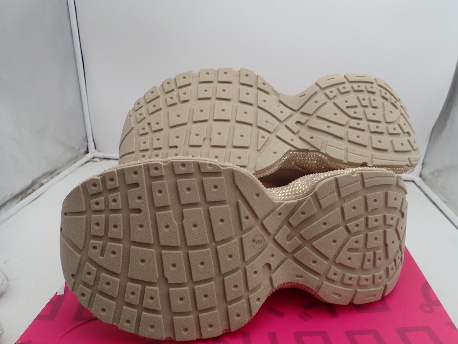 Cape Robbin Lynelle Women’s Sock Sneakers/Boots size 6, 7, 7.5, 8, 9 & 11