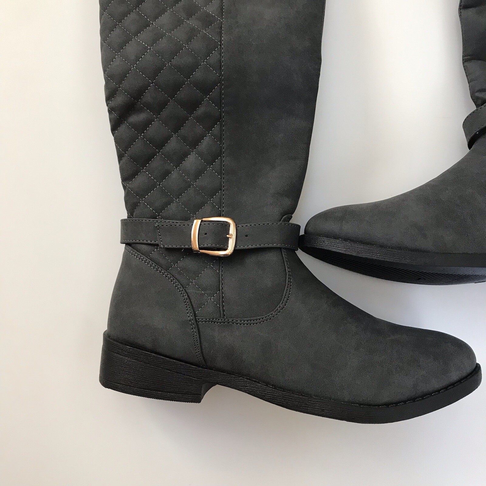 Faux Leather Suede Grey Knee Boots Womens Size 9M Fiorina Quilted Wells Collecti