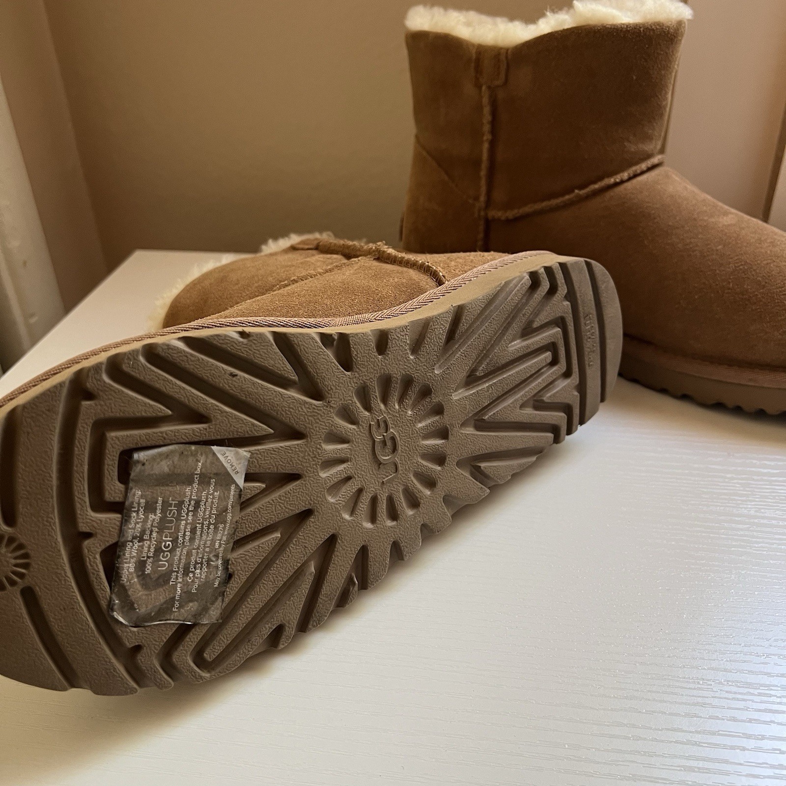UGG Bailey Button Bling Women’s Brown Suede Sheepskin-Lined Ankle Boot US 8