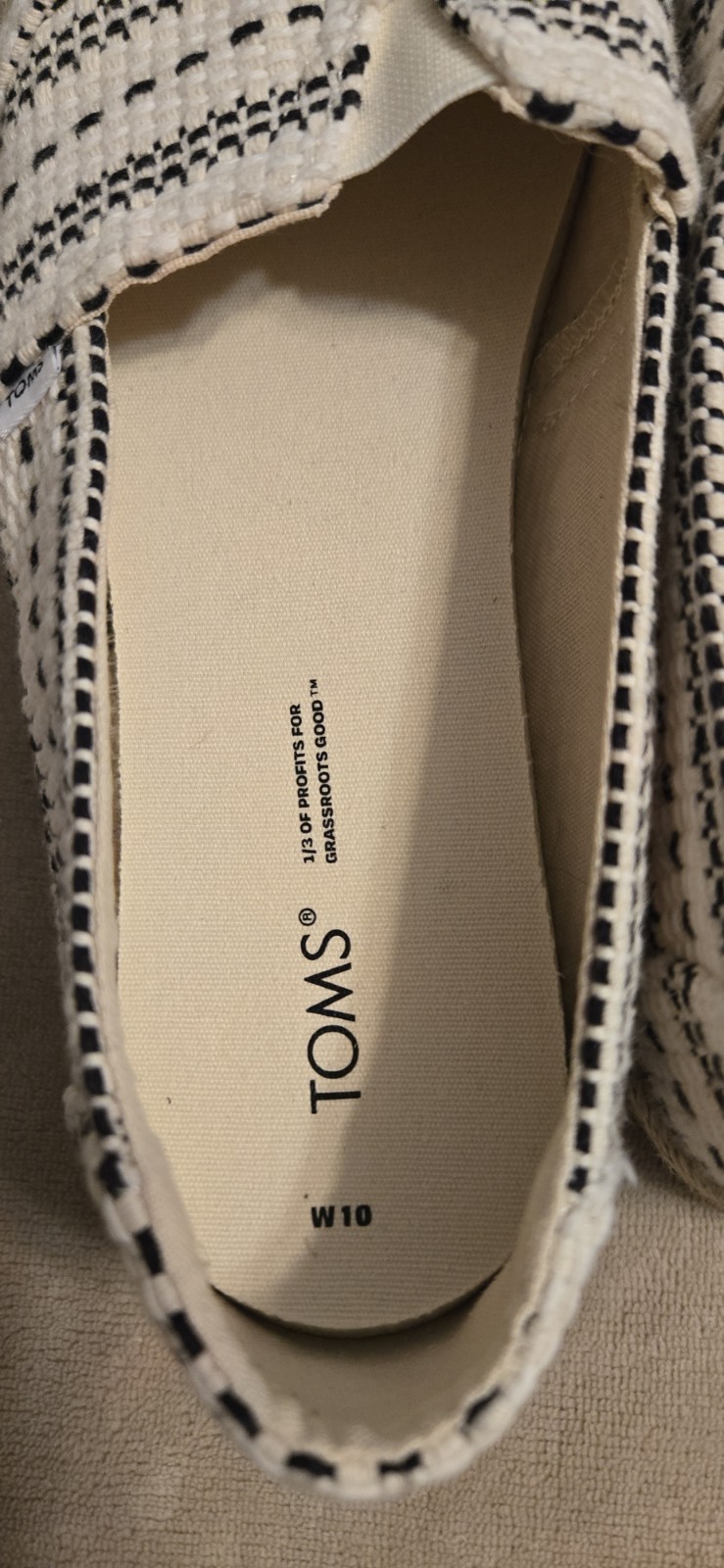 TOMS Black & White Woven Alpargata Rope Espadrille Slip Ons Women’s Size 10