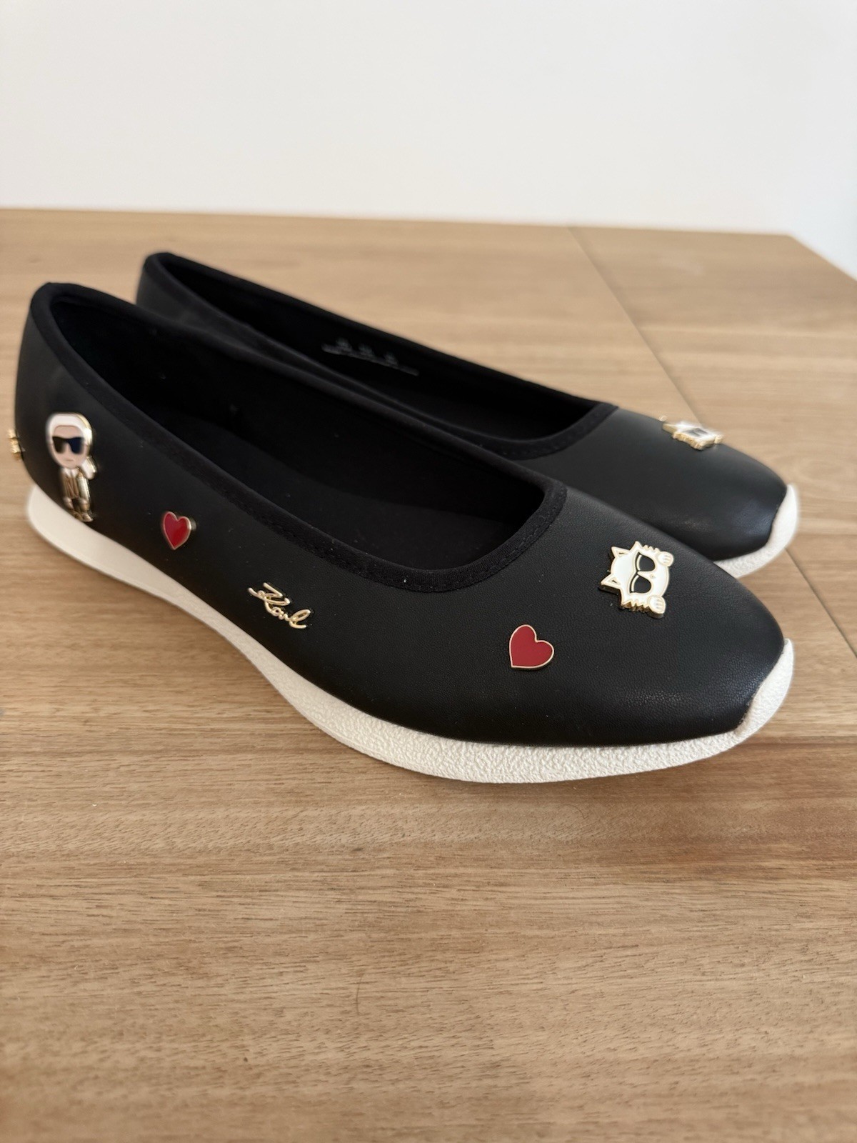 Karl Lagerfeld Paris Flats Black Choupette Charm Ballet Shoes Womens 10