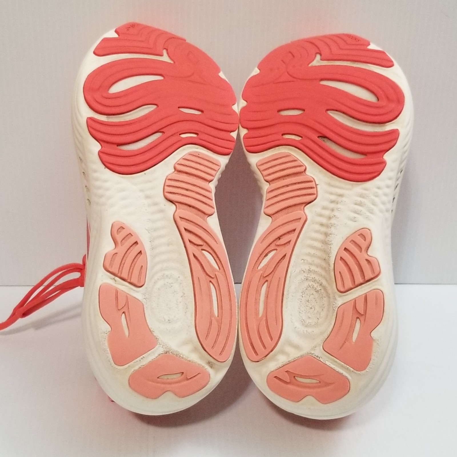 Brooks Women’s Glycerin 22 Size 7.5B 1204341B625 Desert Flower/Hot Coral Sneaker