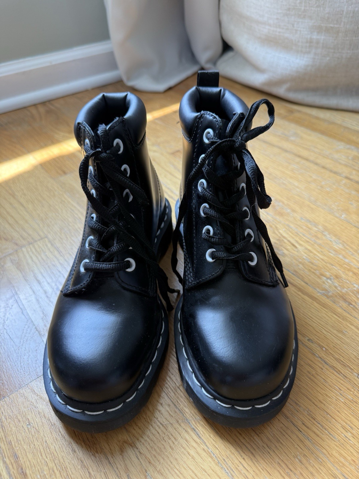 Dr Martens 1460 Junior Black Leather 8 Eye Combat Boots Youth US 6 EU 37