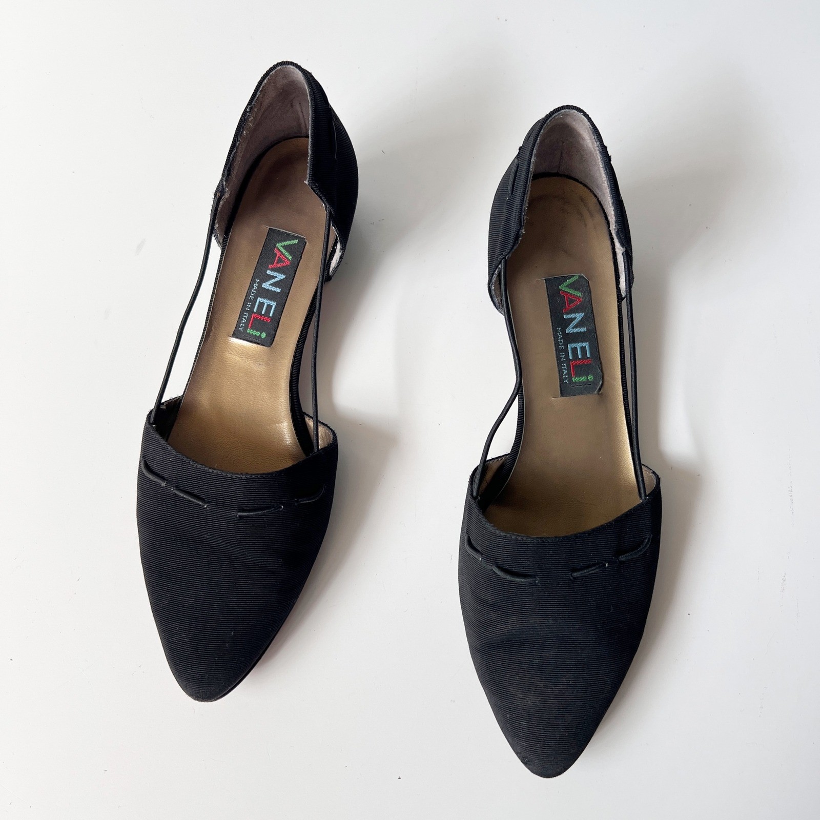 Vintage 90s Low Block Kitten Heels Size 8.5 Black Grosgrain Pointed Toe Minimal