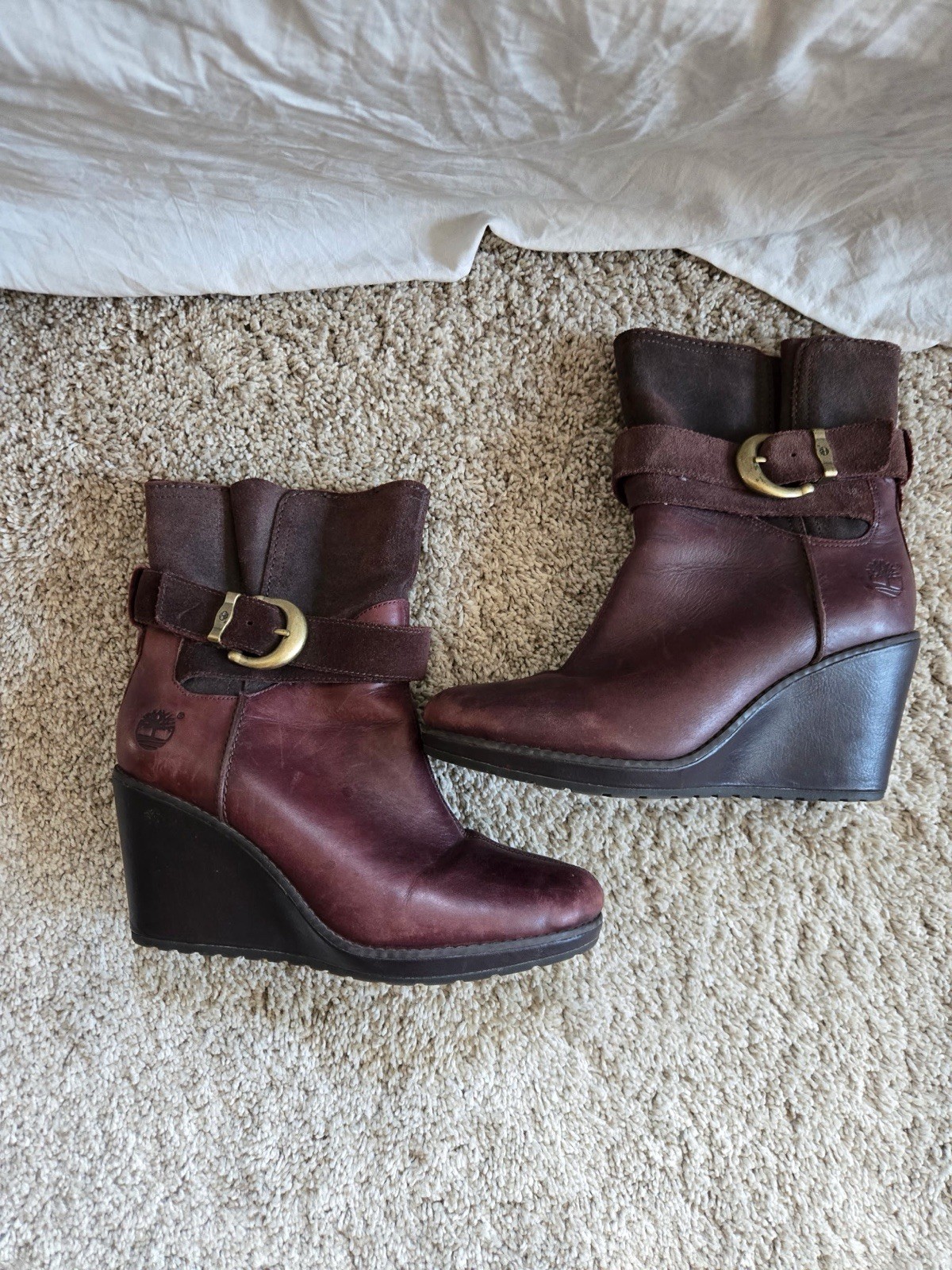 Timberland Women’s Brown Leather Ankle Bootie Wedge Buckle Round Toe