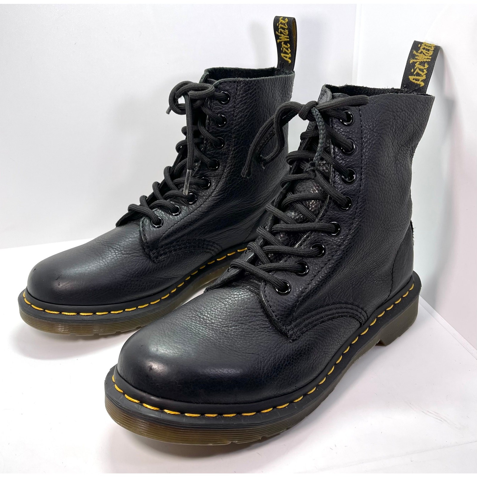 Dr Martens 1460 W7 Pascal Virginia Leather Lug Sole Combat 8 Eye Boots 13512006