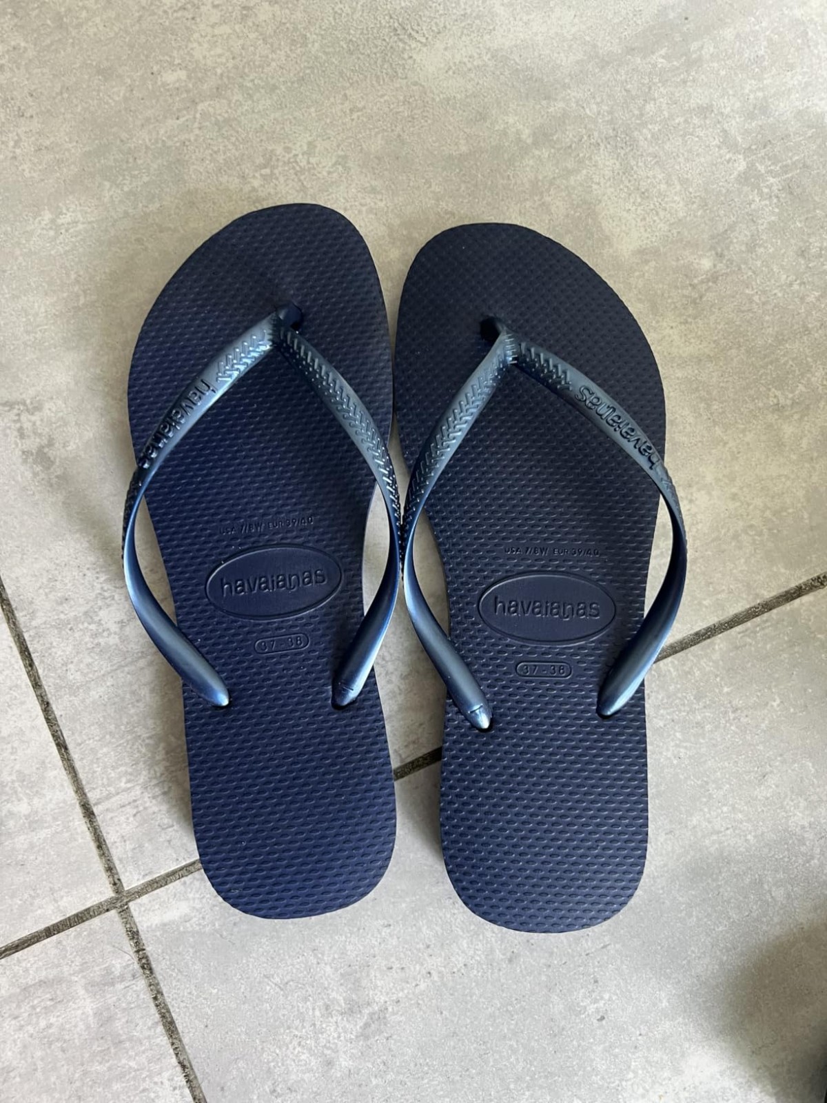 HAVAIANAS SLIM WOMEN’S NAVY BLUE FLIP FLOPS SANDALS US SIZE 7 / 8 NEW