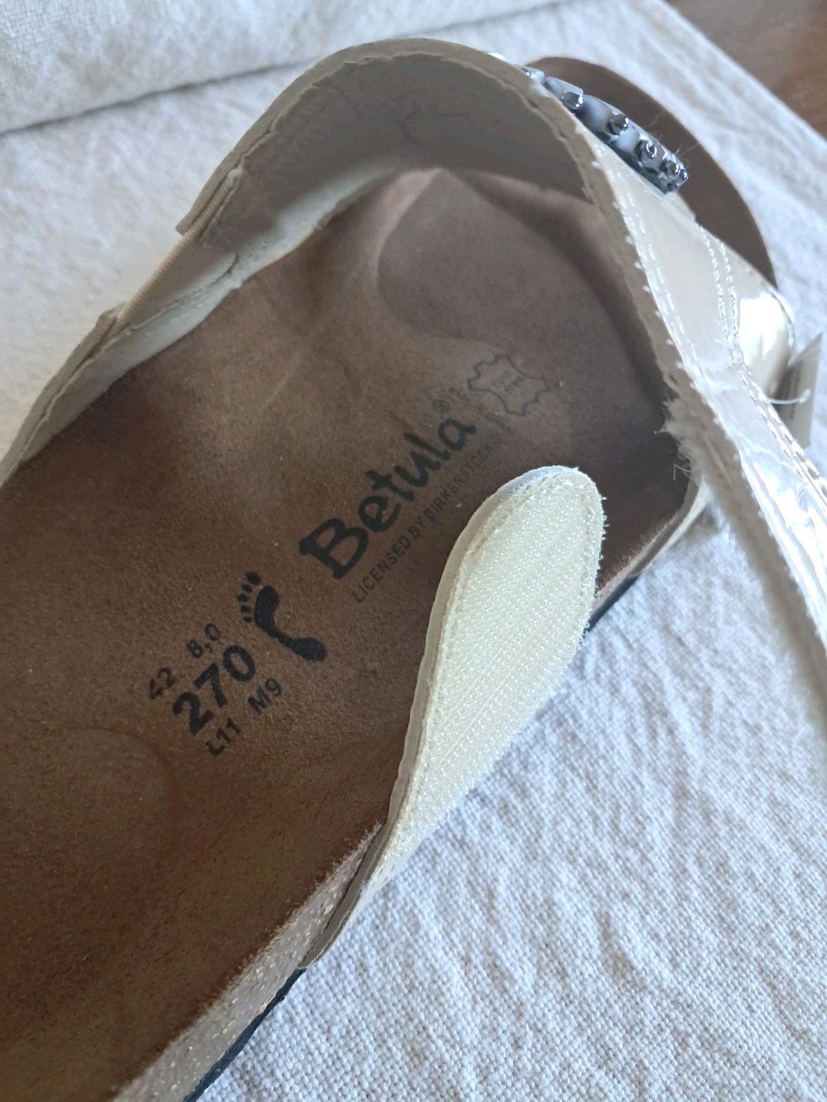 Bertula By Birkenstock- Beige w/Gem Accent- Sz 11