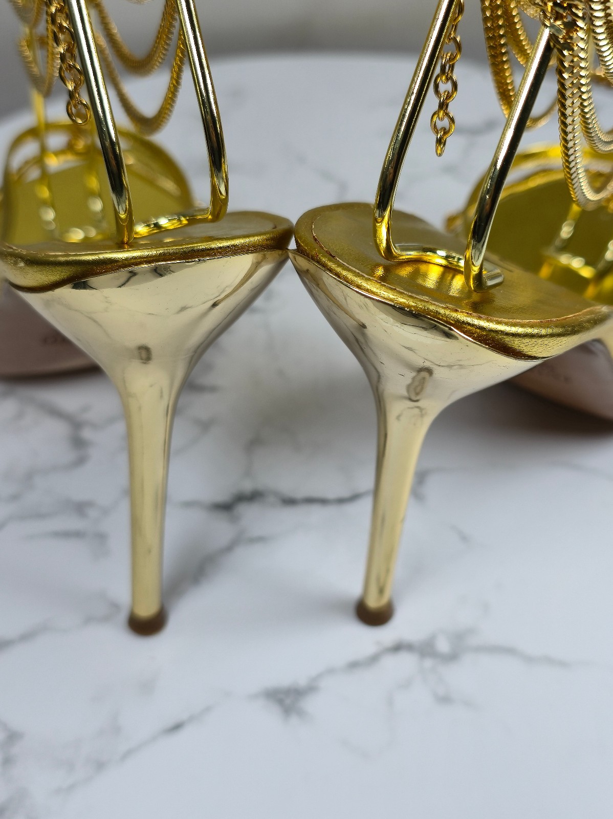 Vicini Vintage Gold Chain Strappy High Heel Sandals Size 39 Y2K Metallic Design